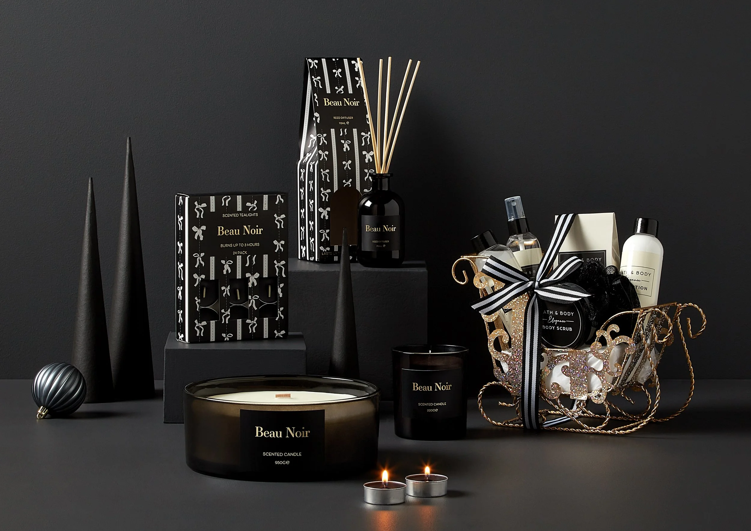 Mono_Gifting_Landscape_Lit copy.jpg