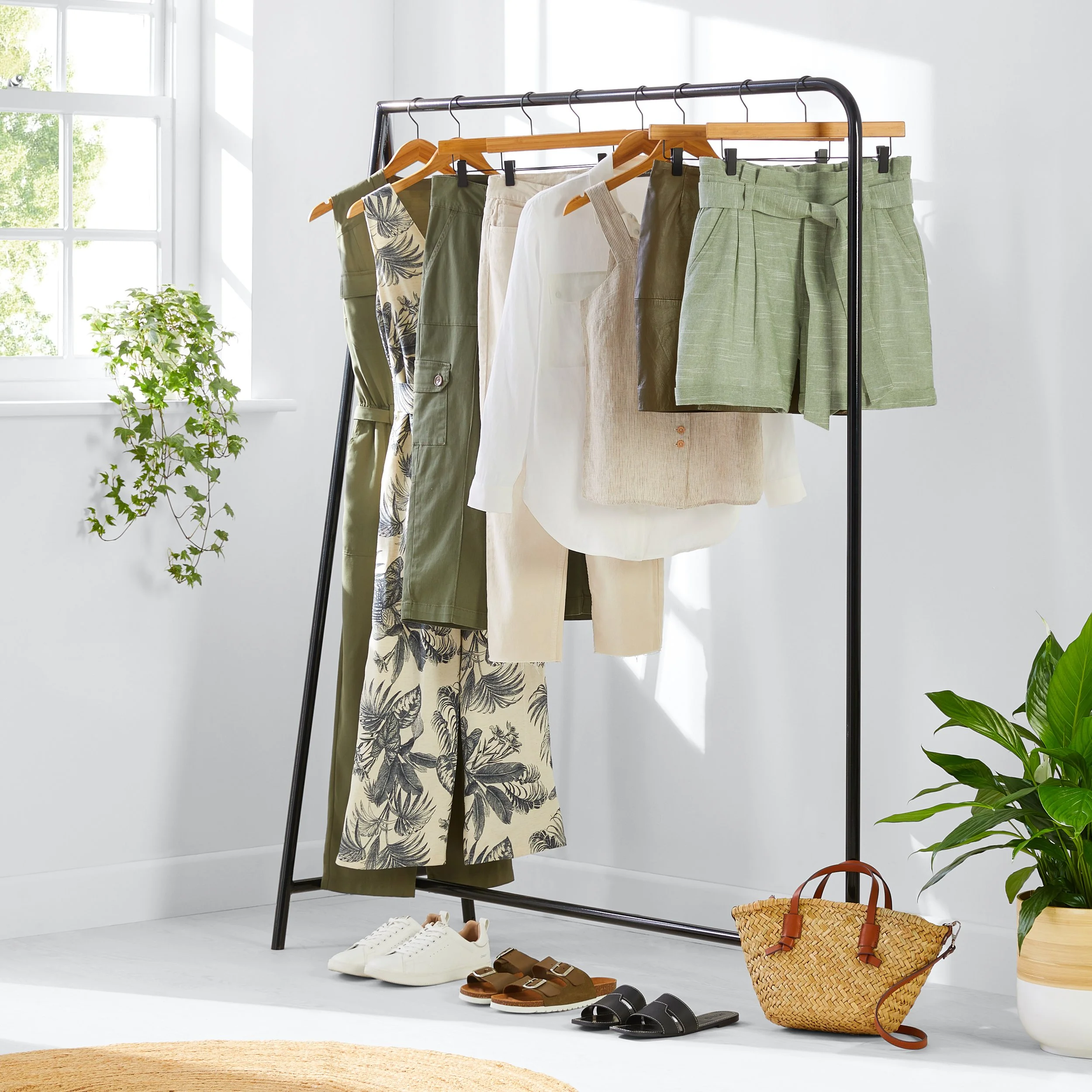 21-04-12_LEI_W_SIT_RACK_V04_1x1 copy.jpg