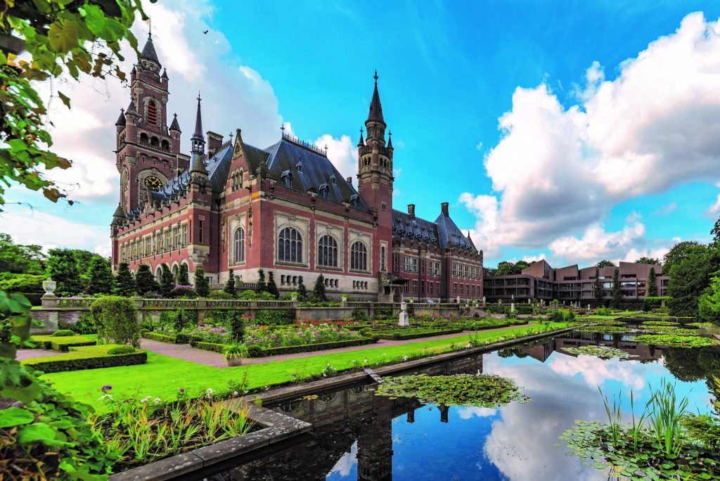 Peace palace.jpg
