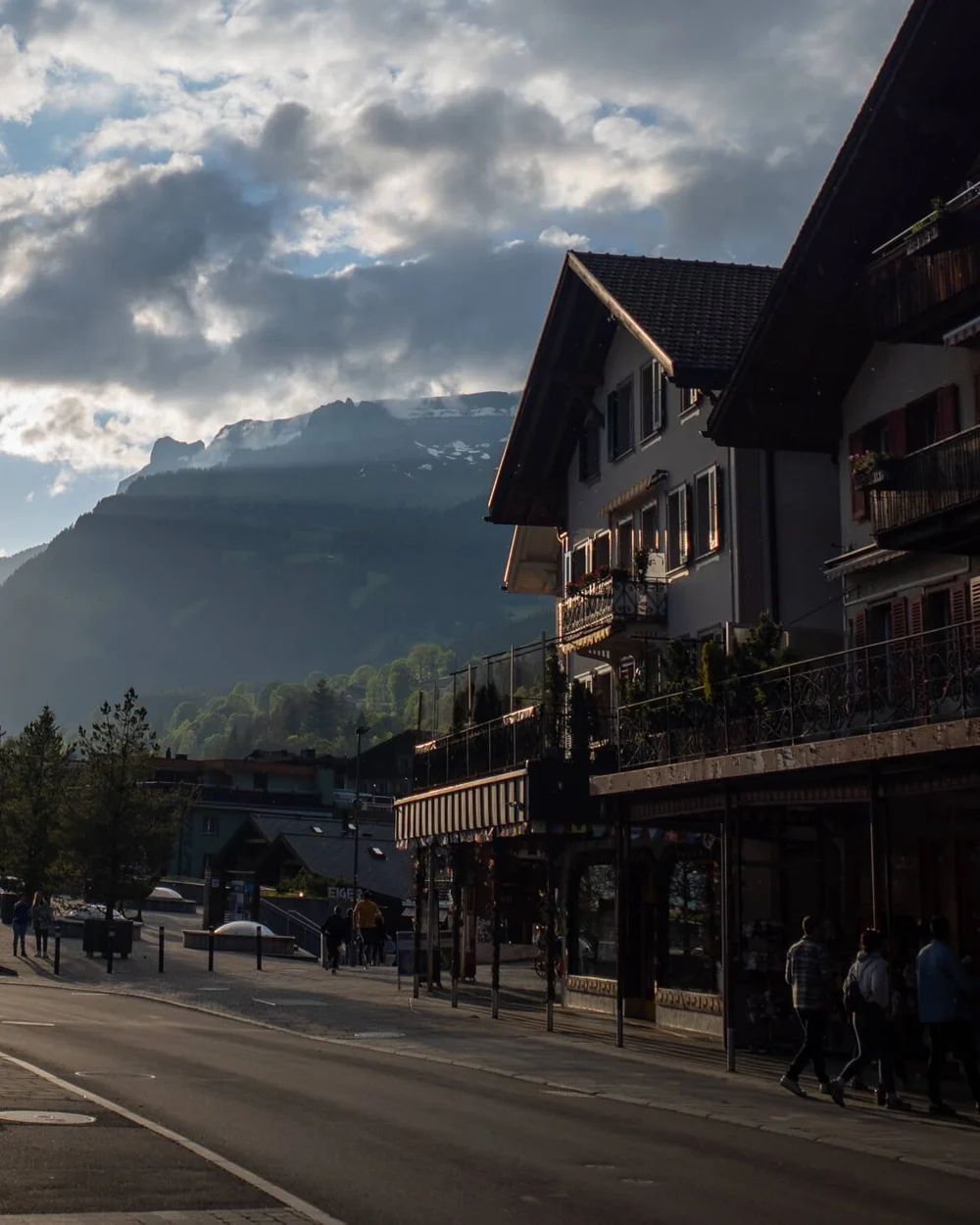 grindelwald-schweiz-abendstimmung.jpg