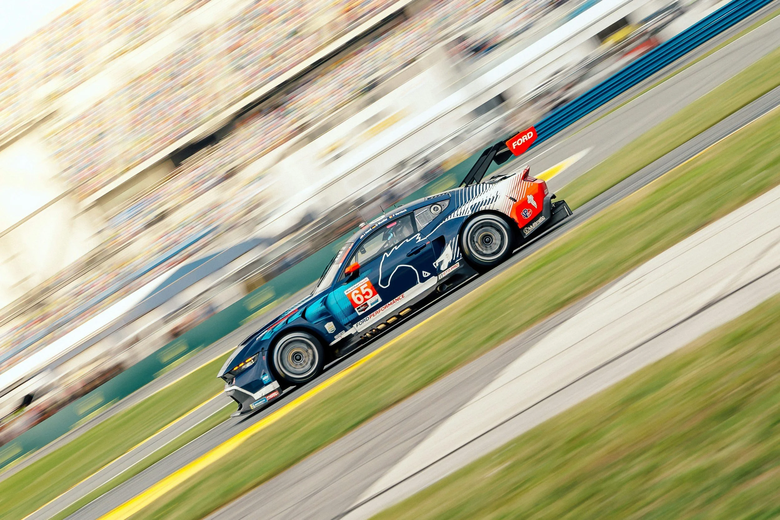 Racecar drivers from IMSA competing after doing mental training with Ben Foodman