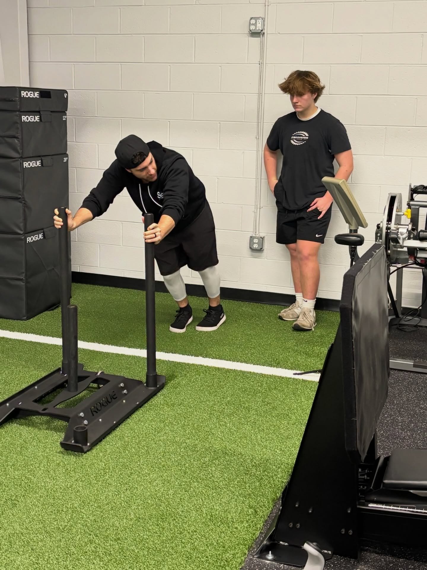 12.15-12.20

@rhooks6 @lucas_28464 @amandabarden 

 #sportsperformance #strengthandconditioning #physicaltherapy #physiotherapy #sportscience