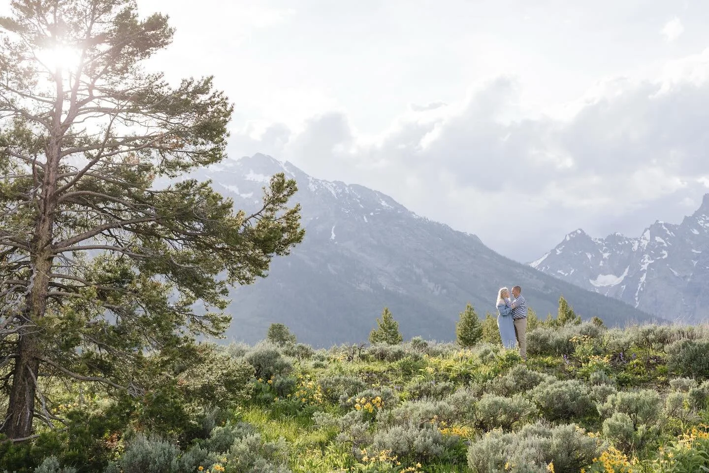 Adventure Photography Sessions for Couples Who Love the Outdoors