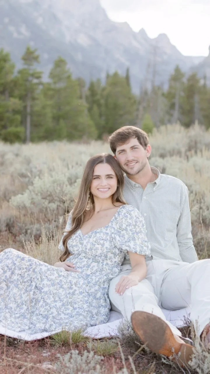 Maternity photos in Jackson Hole