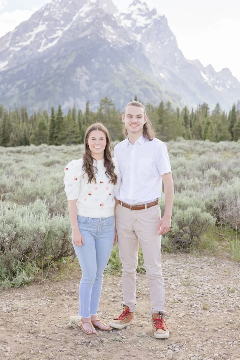  Photographer captures adult family photography session in Jackson Hole. 