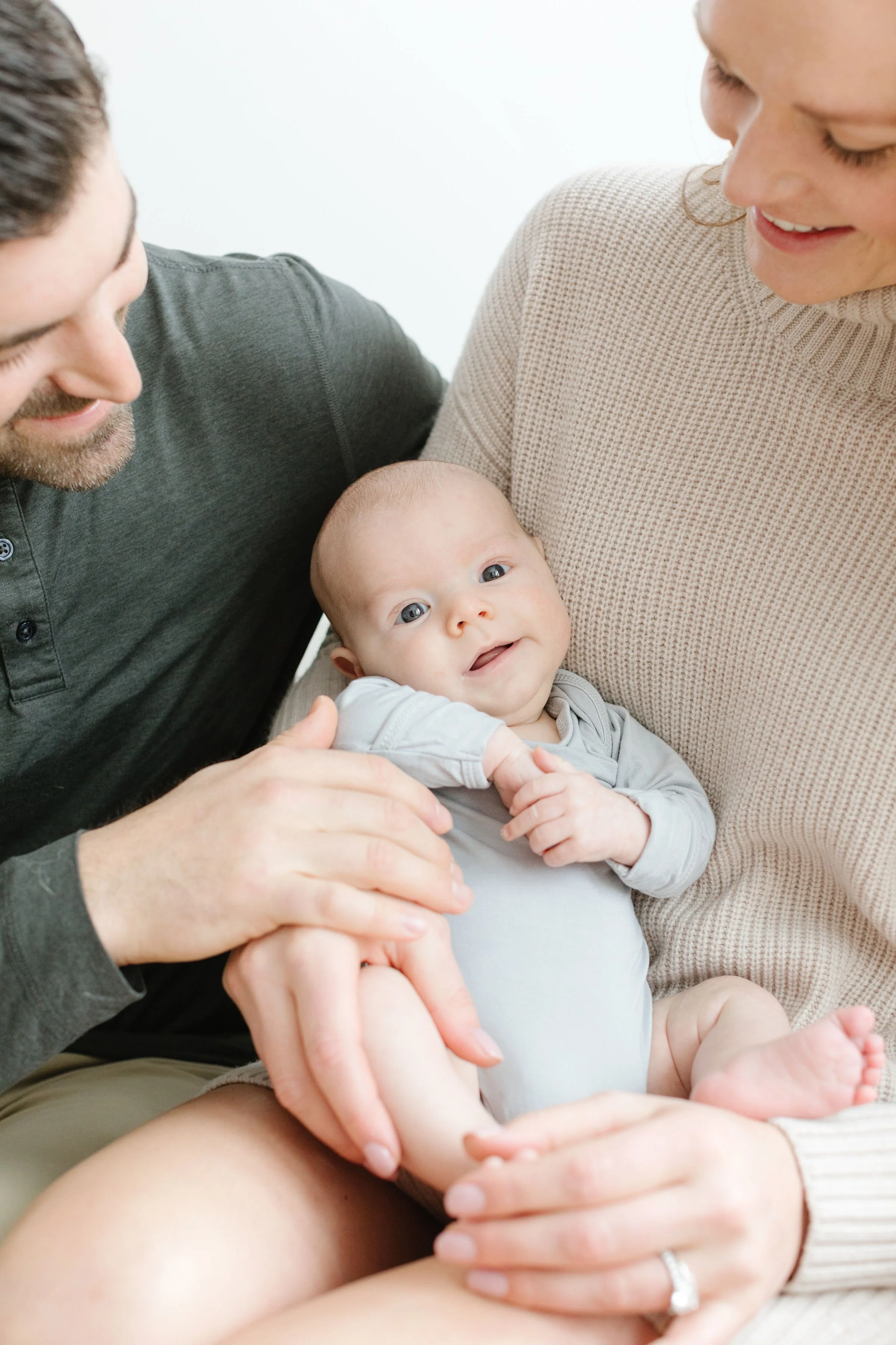 Family Newborn Pictures at Home