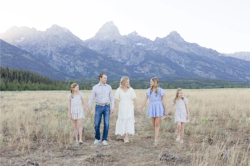 A Mother's Day Photoshoot in Jackson Hole: The Most Meaningful Gift You Can Give