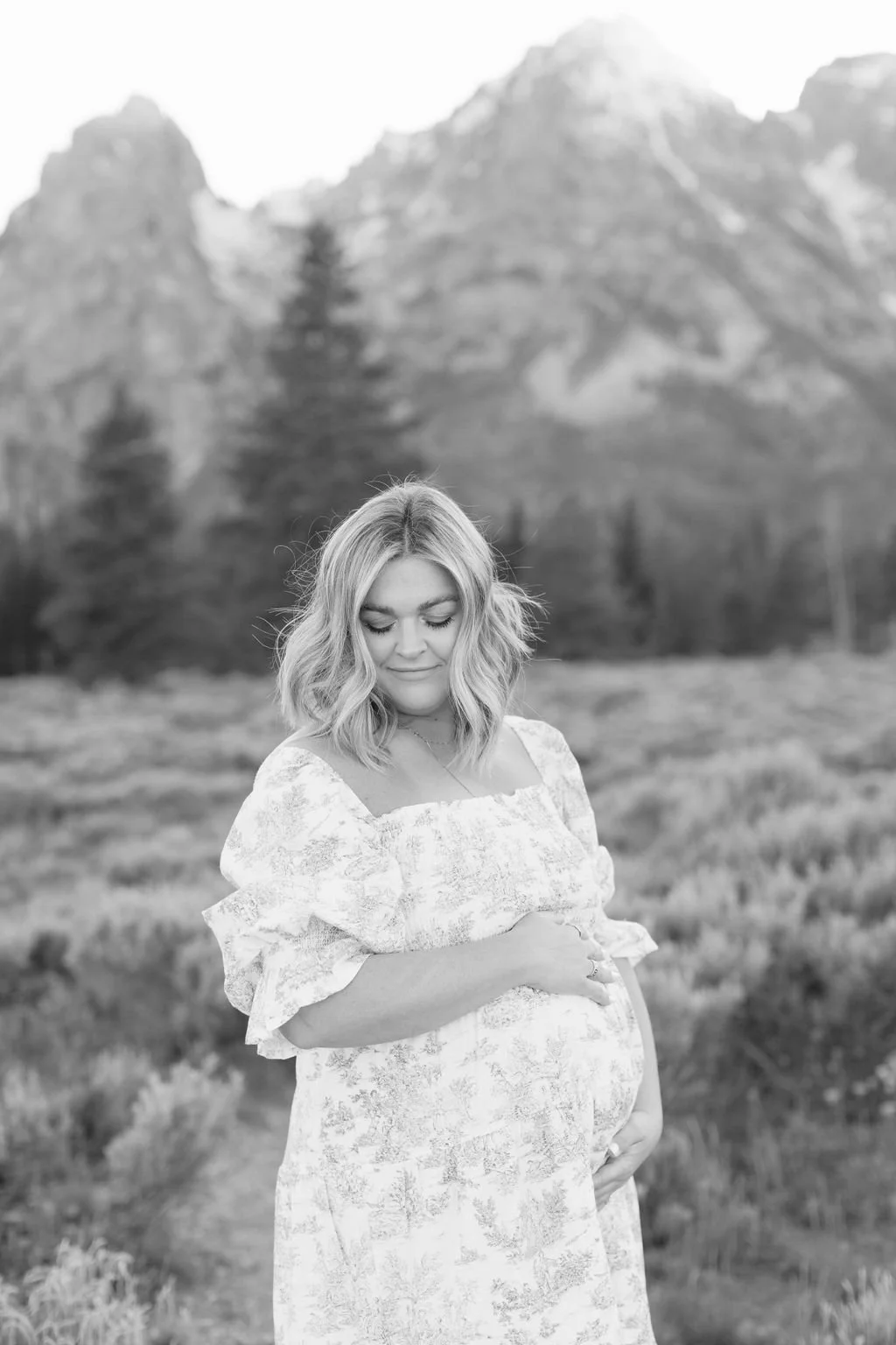 Maternity photos in Jackson Hole