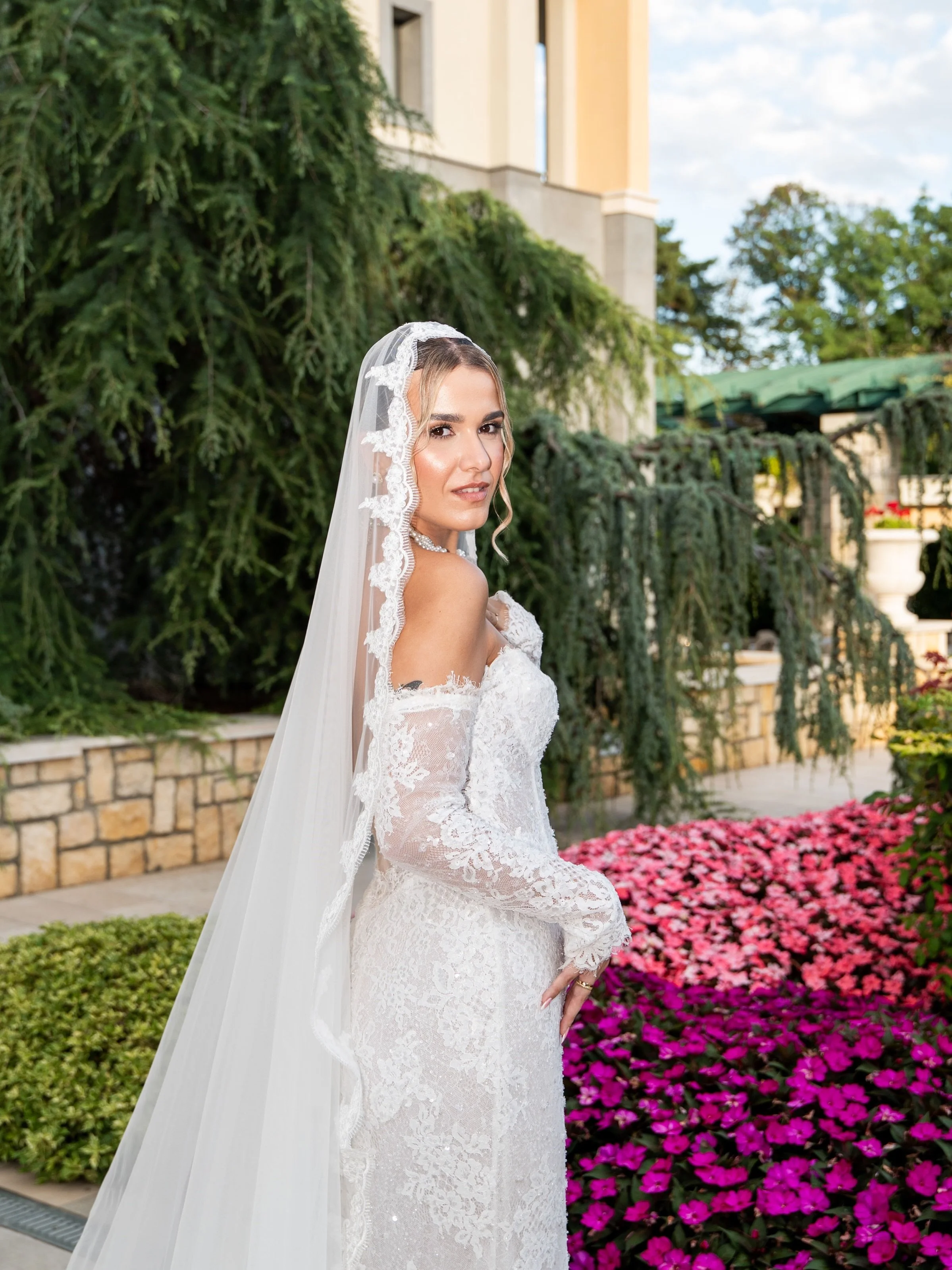 05.09 Such a beautiful wedding ❤️ 

#weddingphotographers #bulgarian #weddingday #bride #bridal