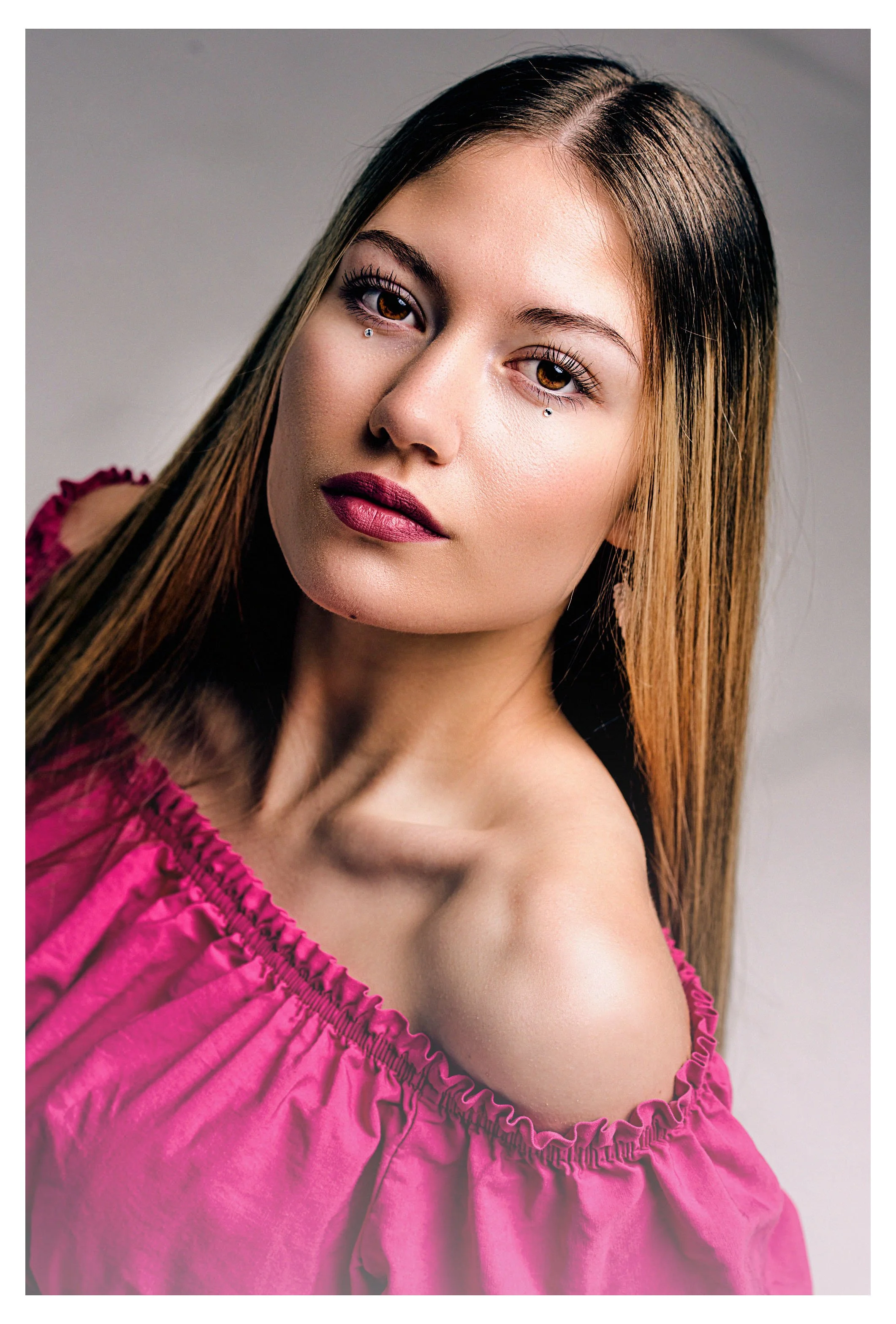 girl portrait fashion studio photographer denimira borisova