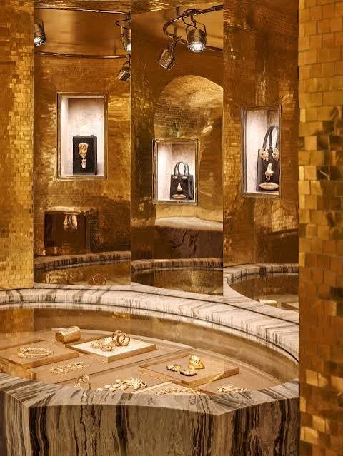 Schiaparelli’s Hong Kong Debut: A Couture Salon for the Twenty-First Century