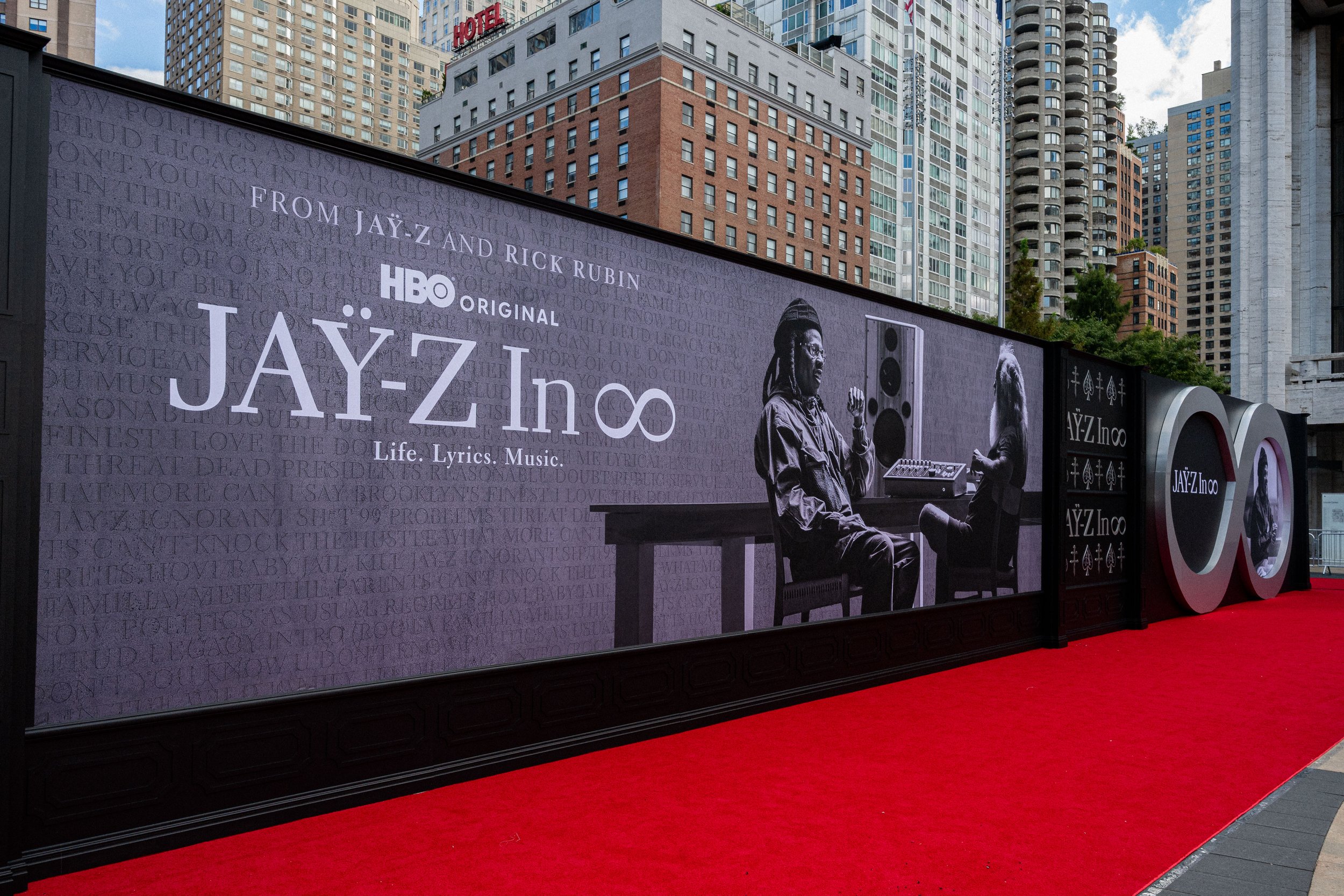 JAŸ-Z IN 8 Premieres as an Intimate Oral Memoir Told Through His Music