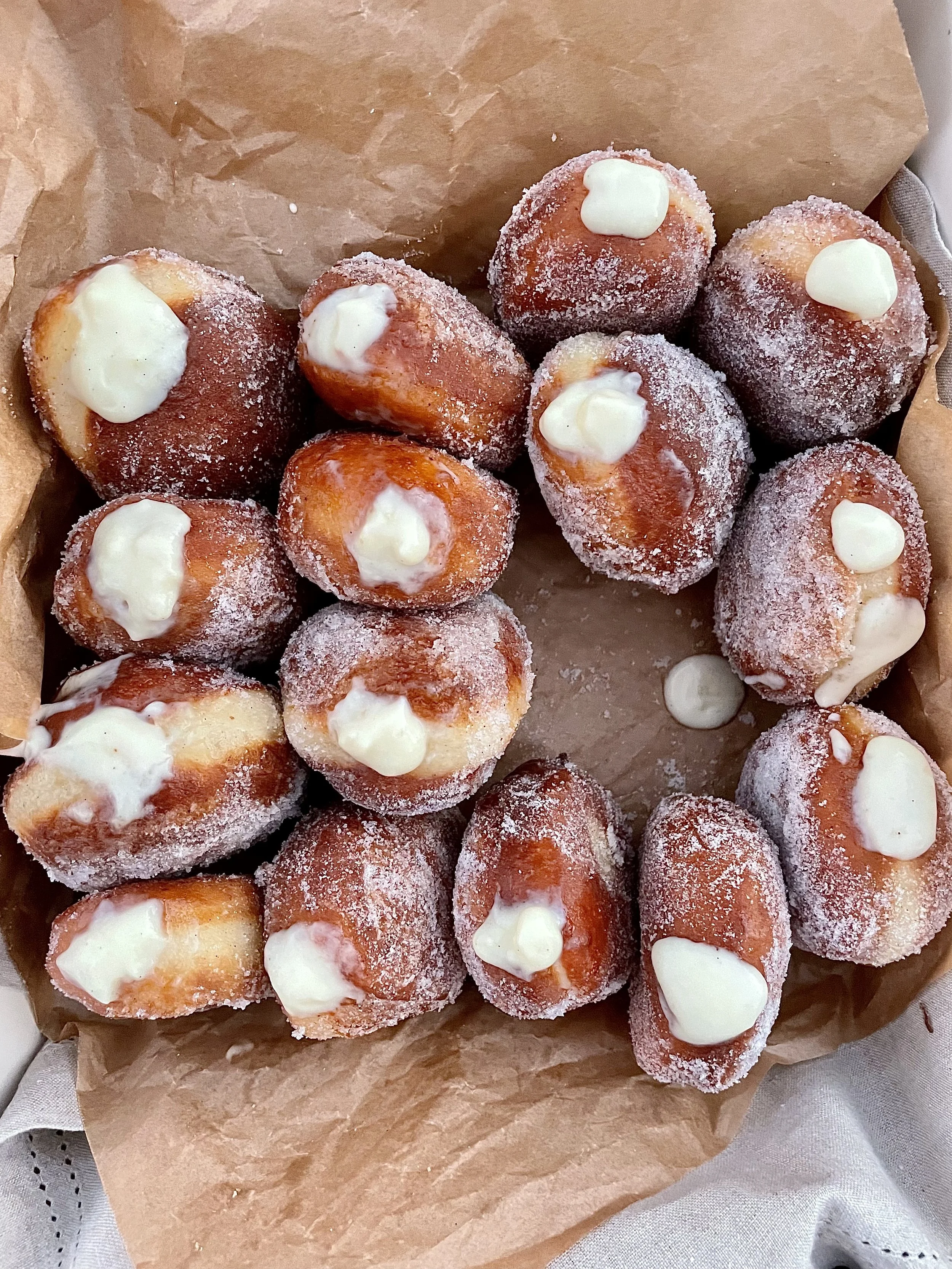 Bombolone (Italian-Style Doughnuts)