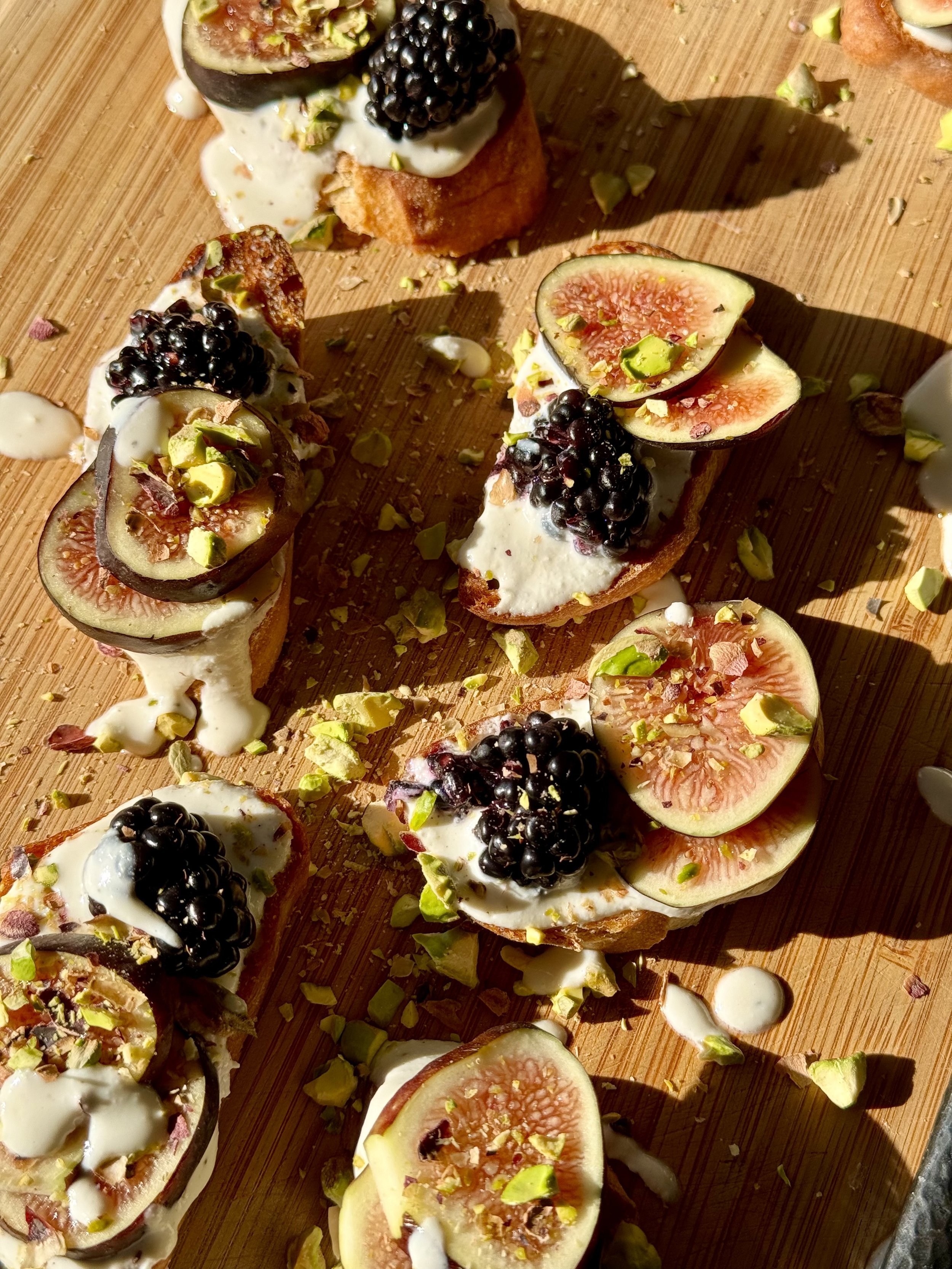Blackberry, Fig, &amp; Hot Honey Ricotta Crostini