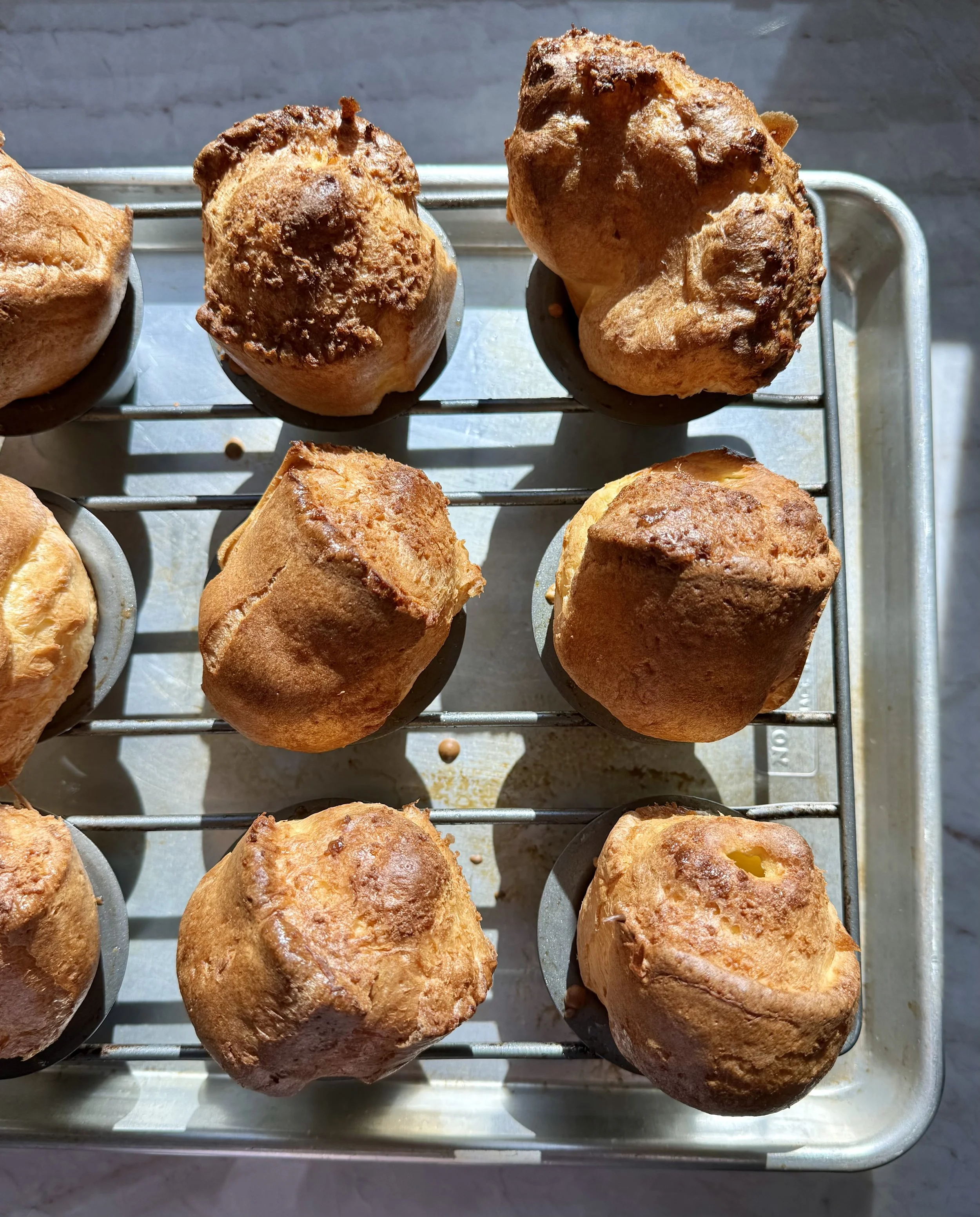 fresh popovers Yorkshire puddings