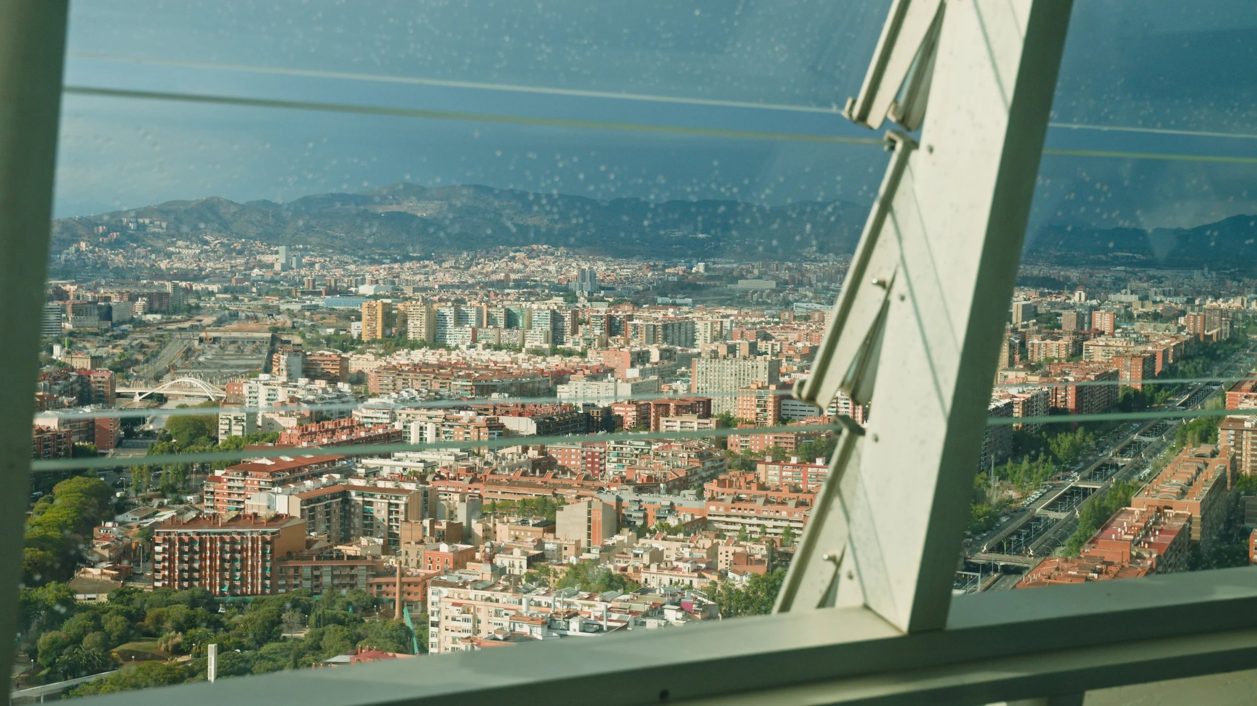Barcelona v1_1.19.1.jpg