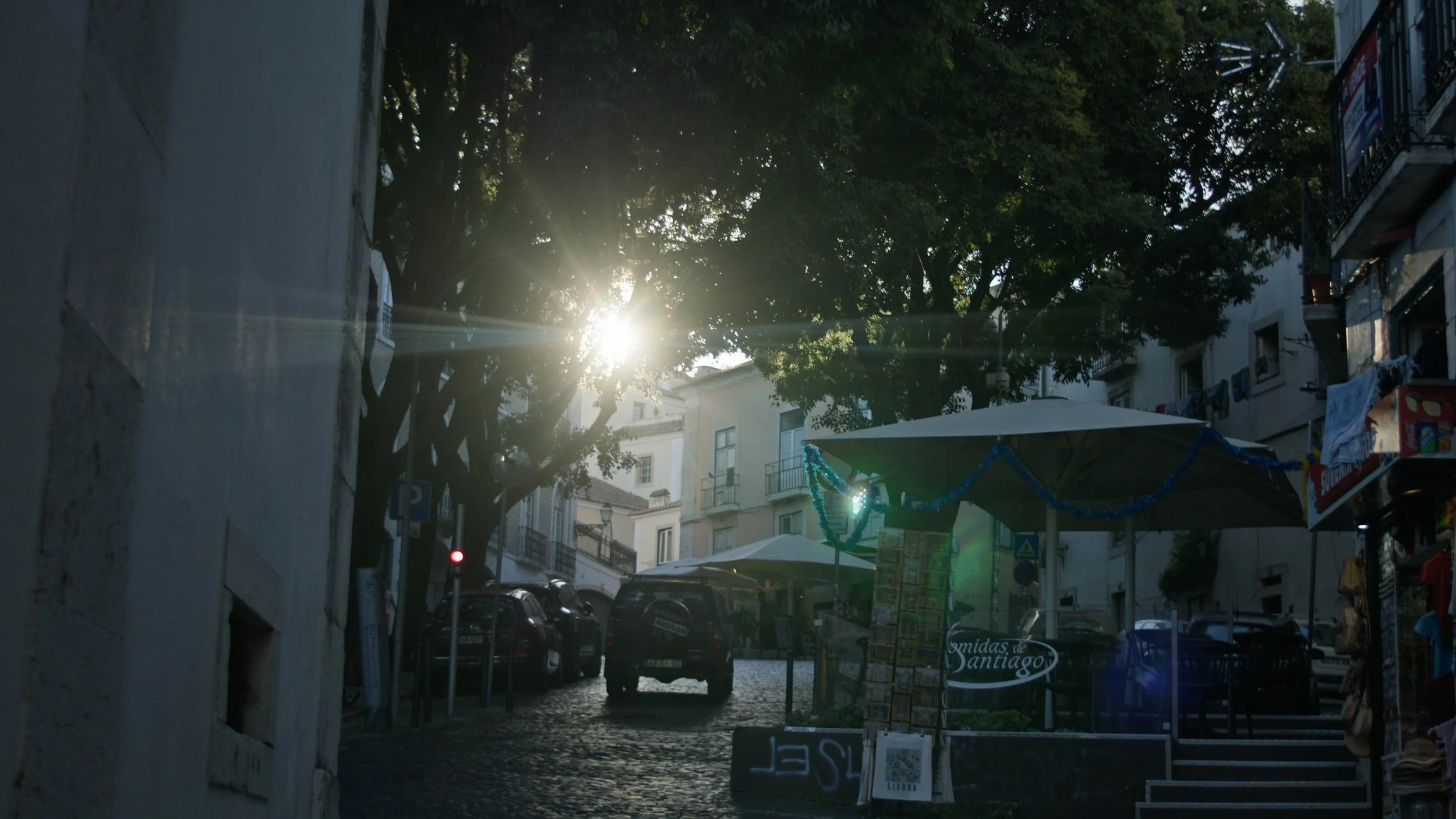 nikkor v2_1.8.1.jpg