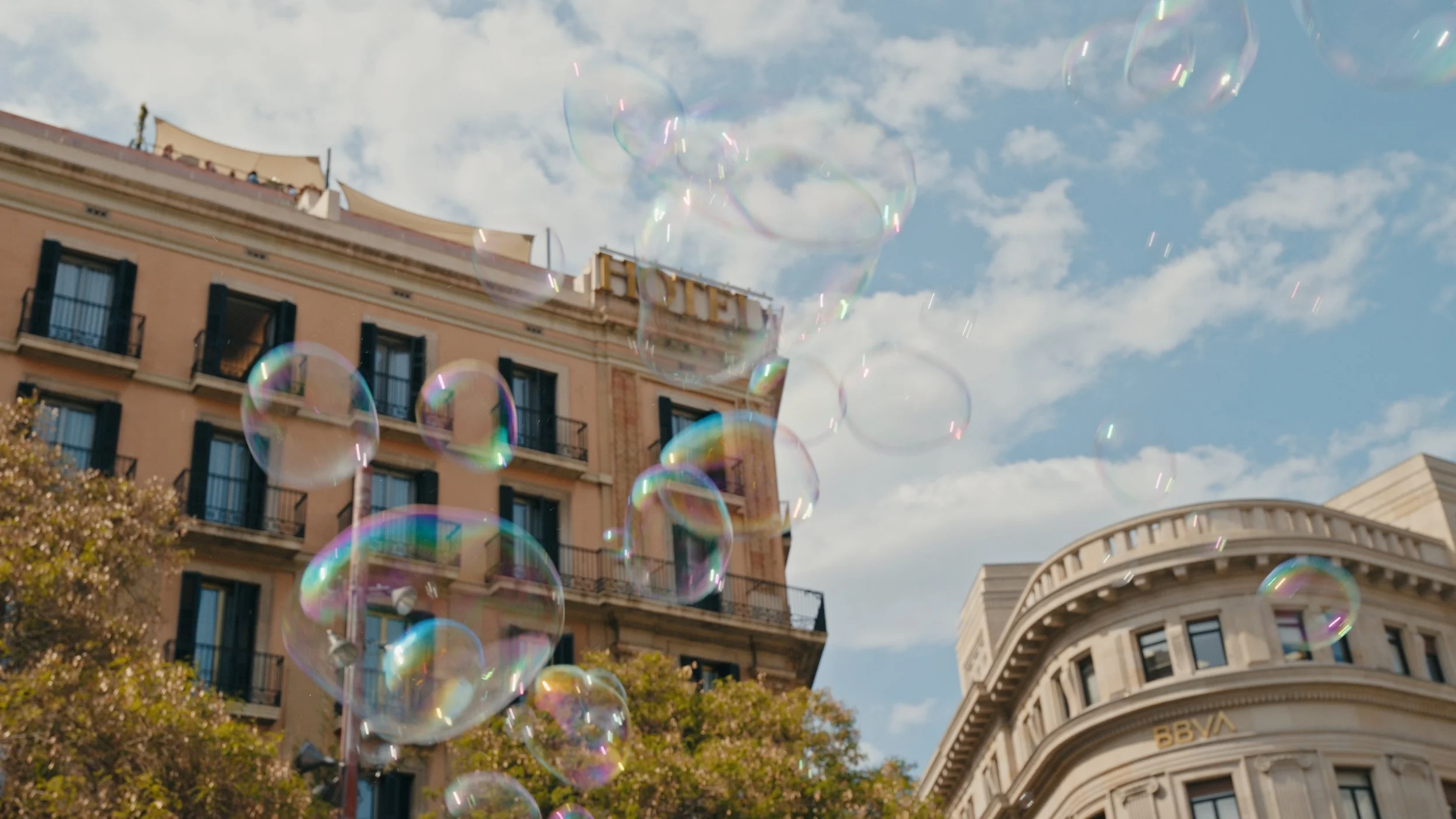 Barcelona v2_1.13.1.jpg