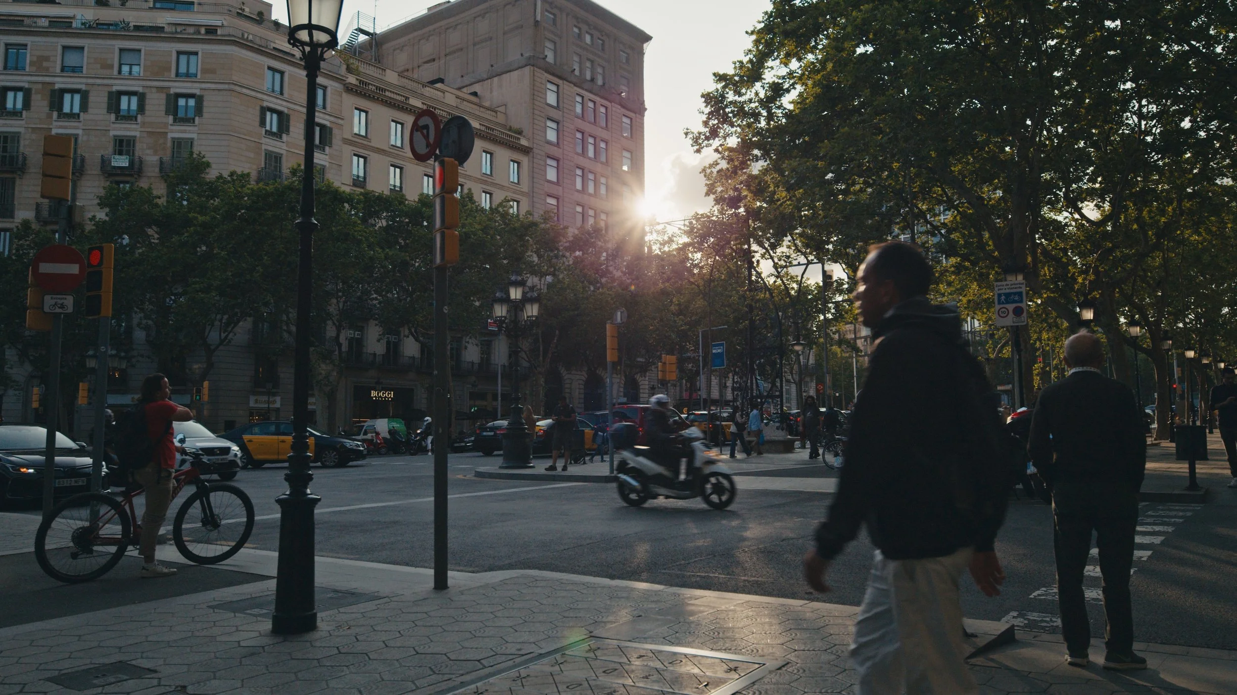 Barcelona v2_1.26.1.jpg