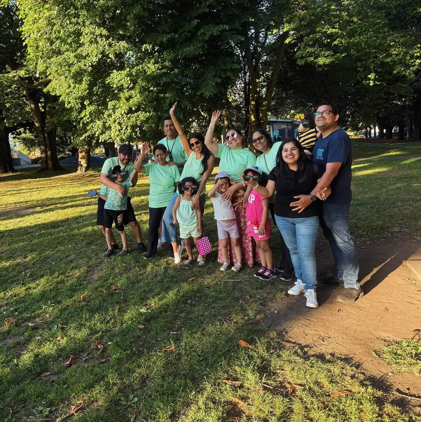 Stand para Ni&ntilde;os 🌈  un tiempo para compartir del amor de Dios a los ni&ntilde;os y familias hispanas de la ciudad. Freedom en Espa&ntilde;ol New Westminster @freedomchurchbc 

#newwestminster #newwest #dios #jes&uacute;s #ni&ntilde;os #famili