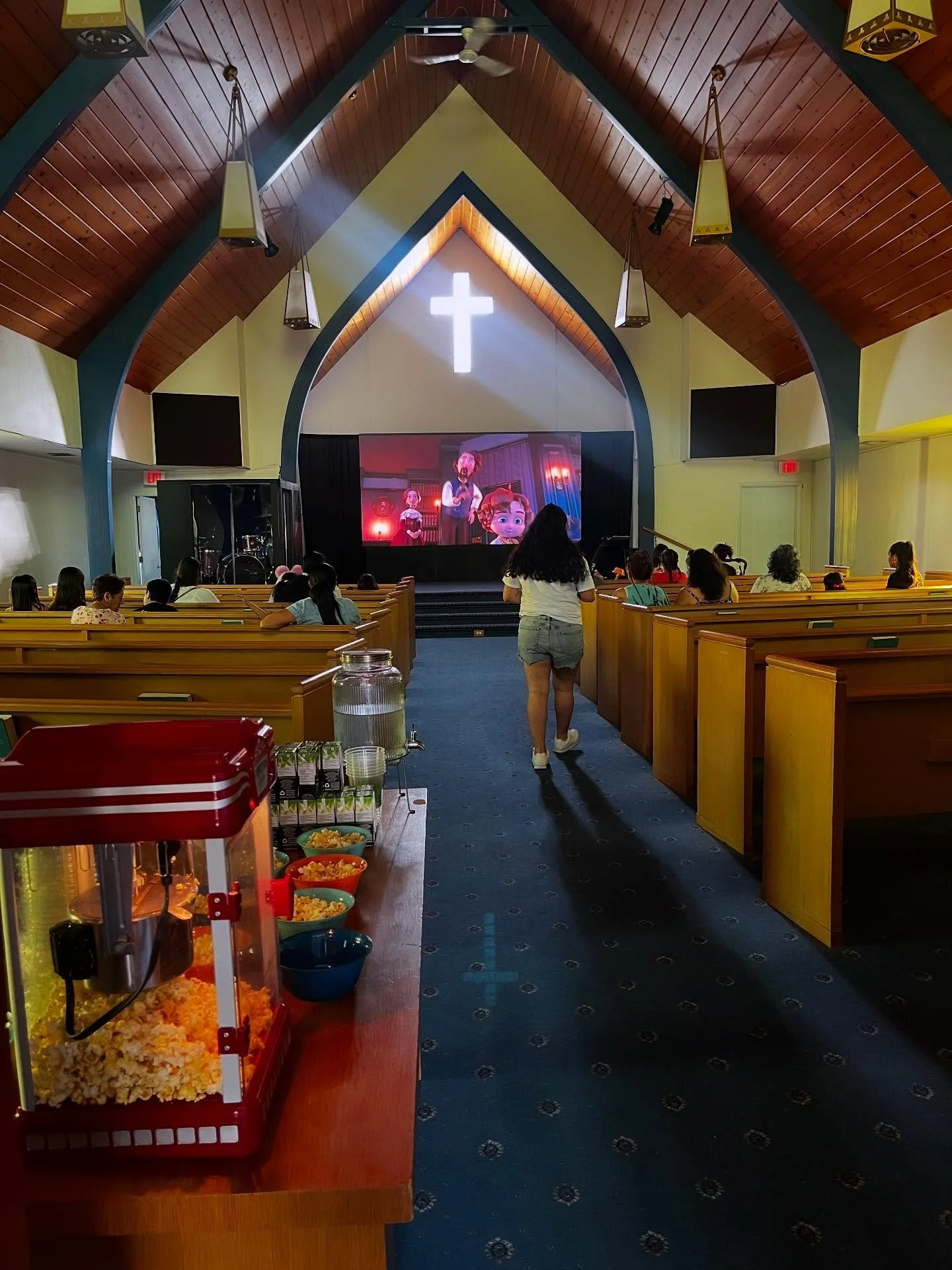 Un gran tiempo junto a la comunidad hispana  en el segundo Cine Familiar &ldquo;Rey de Reyes&rdquo;- Verano 2025.  Freedom en Espa&ntilde;ol - New West. 

#iglesia #iglesiahispana #iglesialatina #freedomenespa&ntilde;ol #newwest #newwestminster #dios