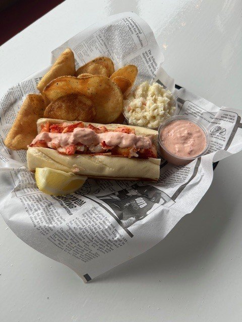 Lobster Roll.jpg