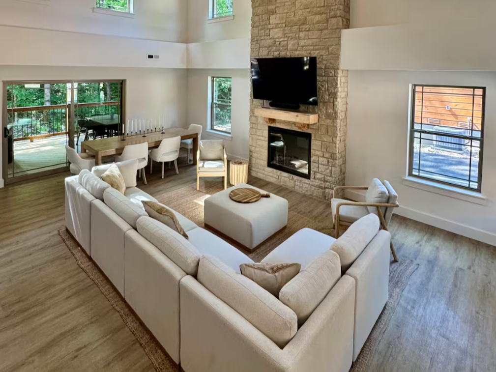 Luxe Lodge
