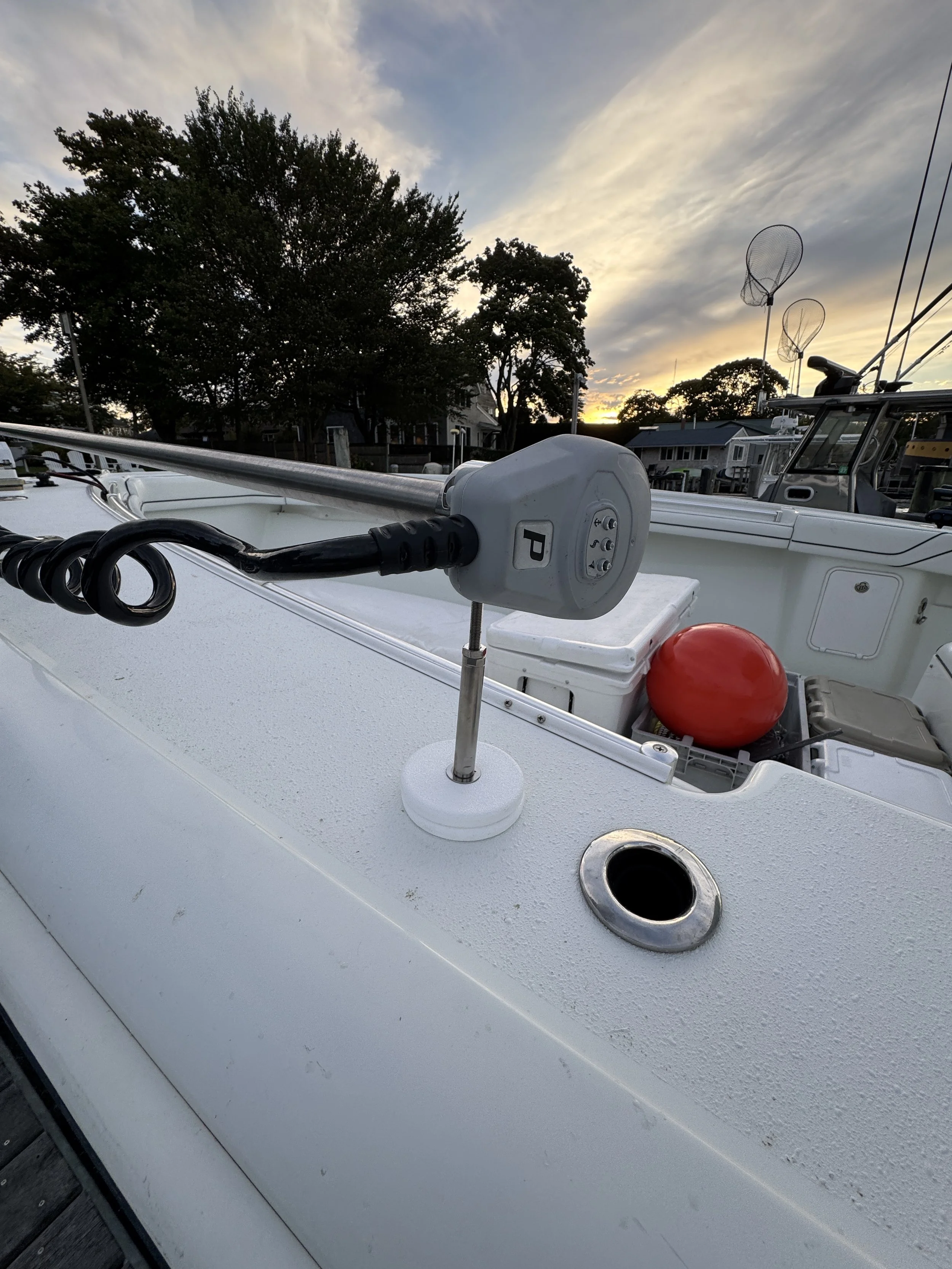 power pole trolling motor install on a 39 yellowfin