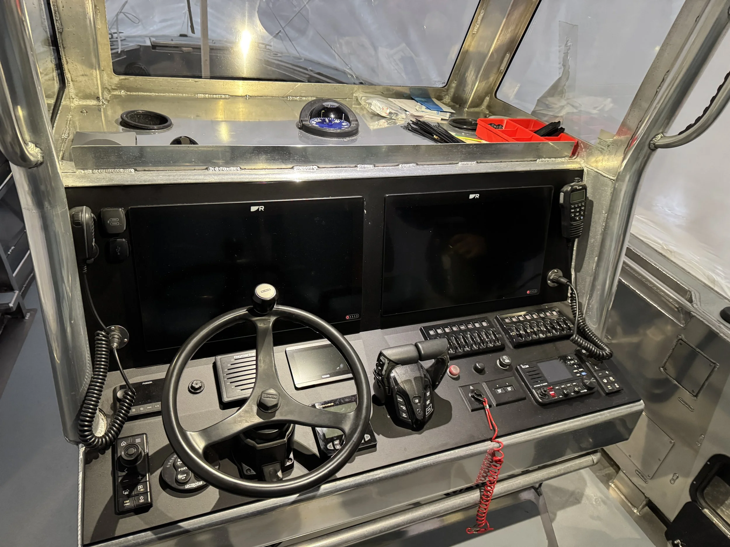 Raymarine electronics install on a 32 foot metal shark center console