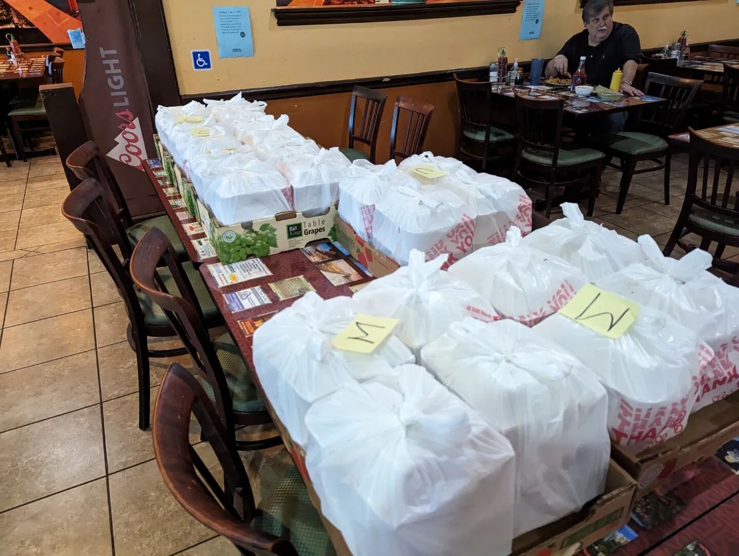 This is what 160 to-go orders looks like! What would you order 160 plates of?

#luckychineserestaurant #elcentroca #eatlocal #food #foodporn #chinesefood #yum #smallbusiness #comidachina #localbusiness #localbusinesselcentro