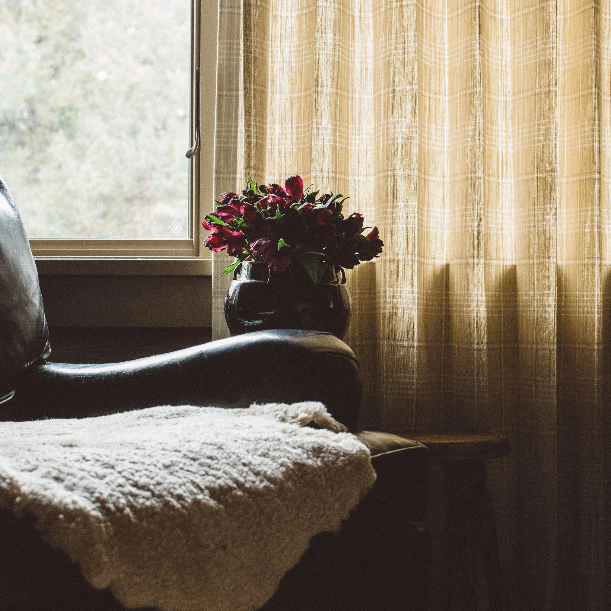 Feeling moody. Little drops of my newest project. I the layering of textures in this home office. The chair has been in the family for a few generations and has seen a lot of love over the years. 

Design: @slayton.interiors
Photography: @sierraannph