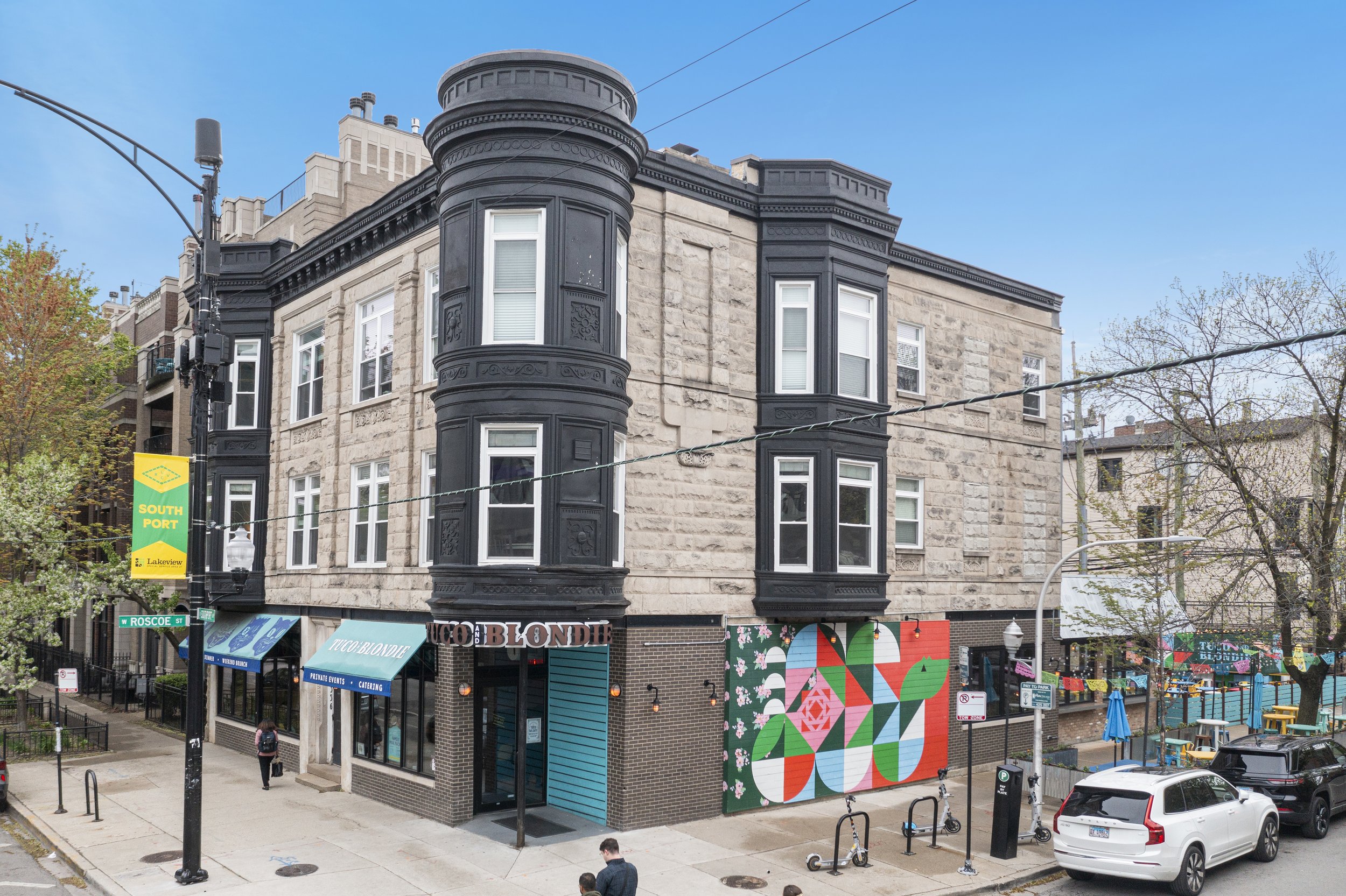 3358 N Southport, Chicago