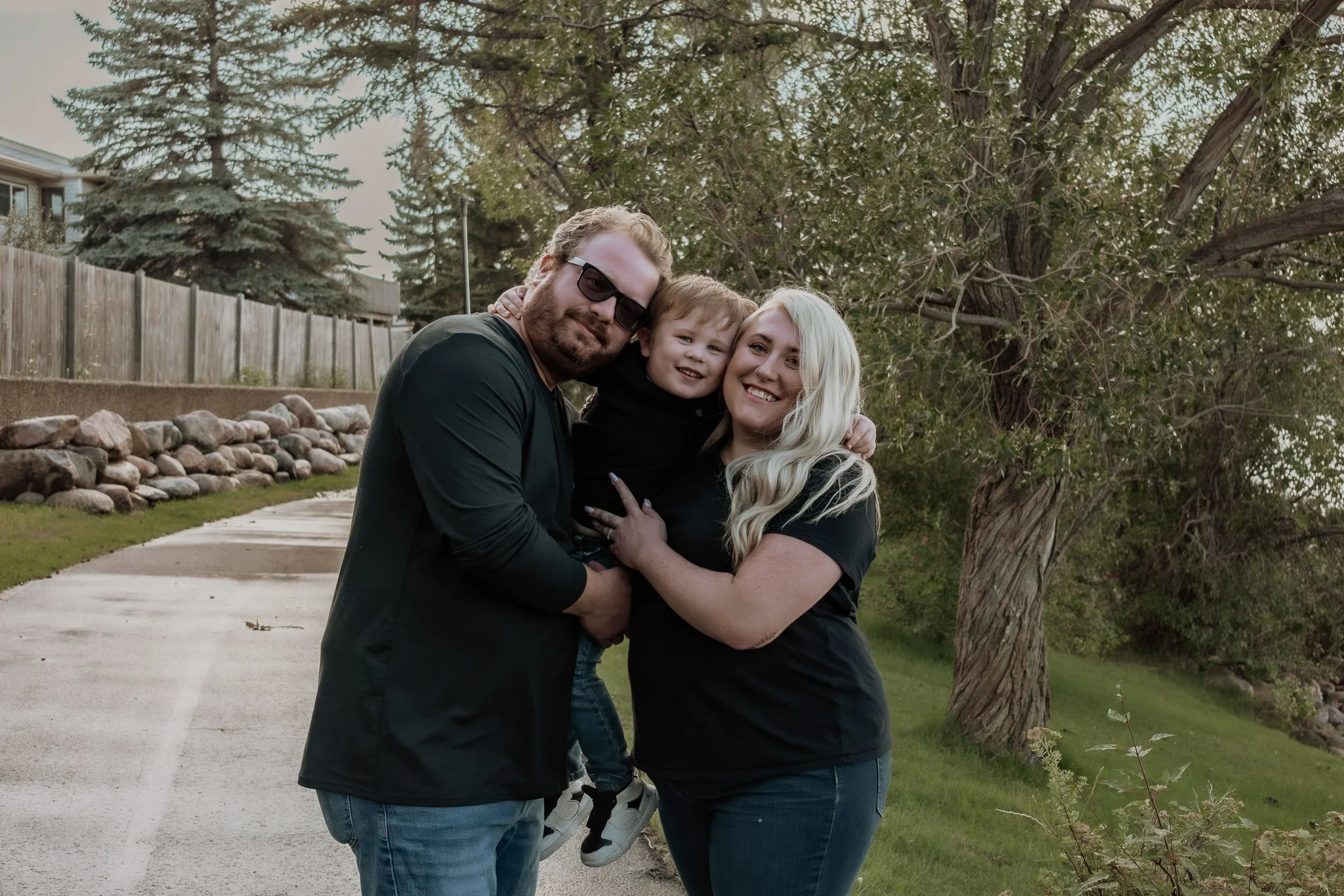Family-outdoors-alberta.jpg