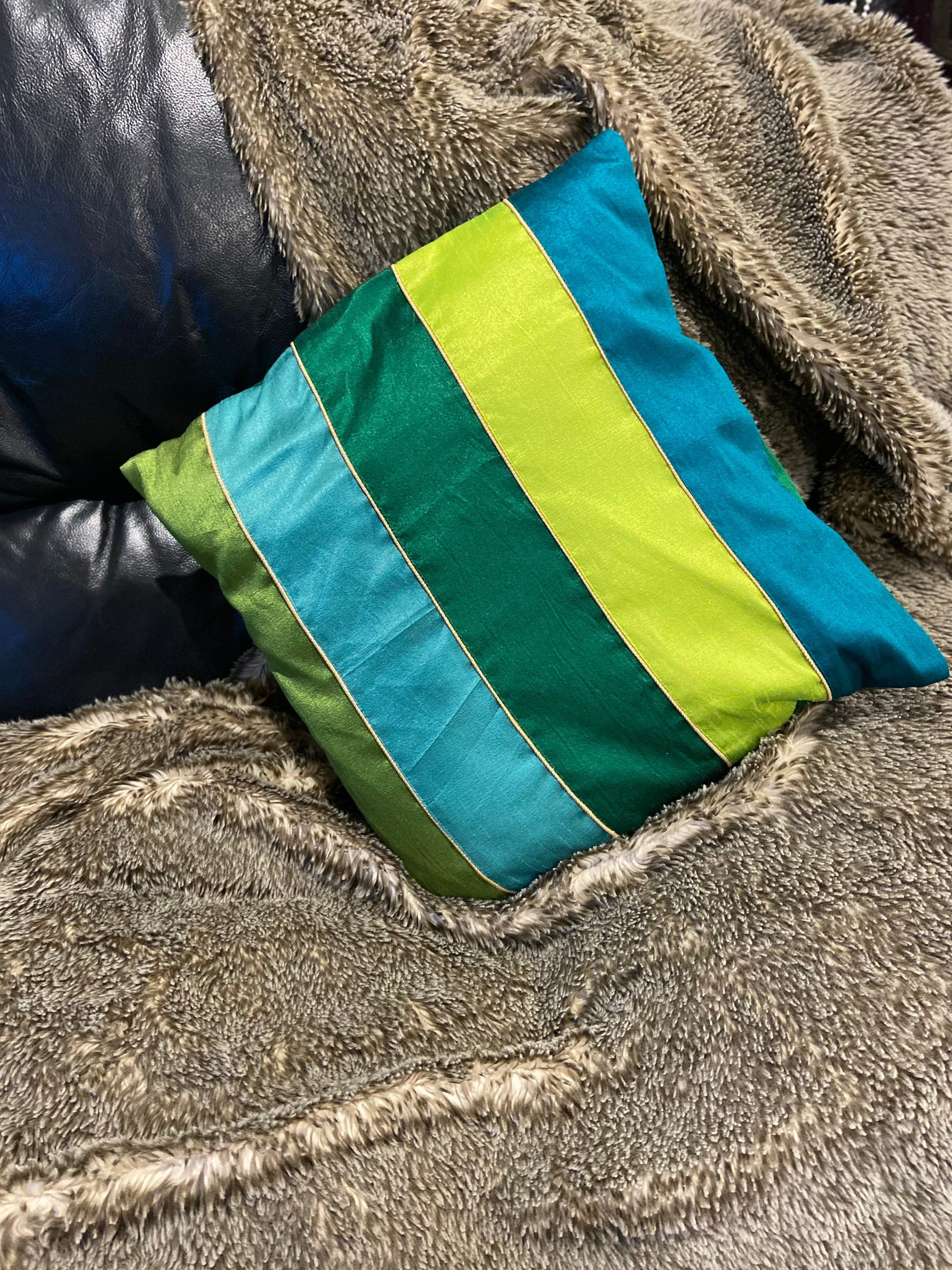 https://i.etsystatic.com/22650323/r/il/305e64/3269136337/il_fullxfull.3269136337_pc8j.jpg