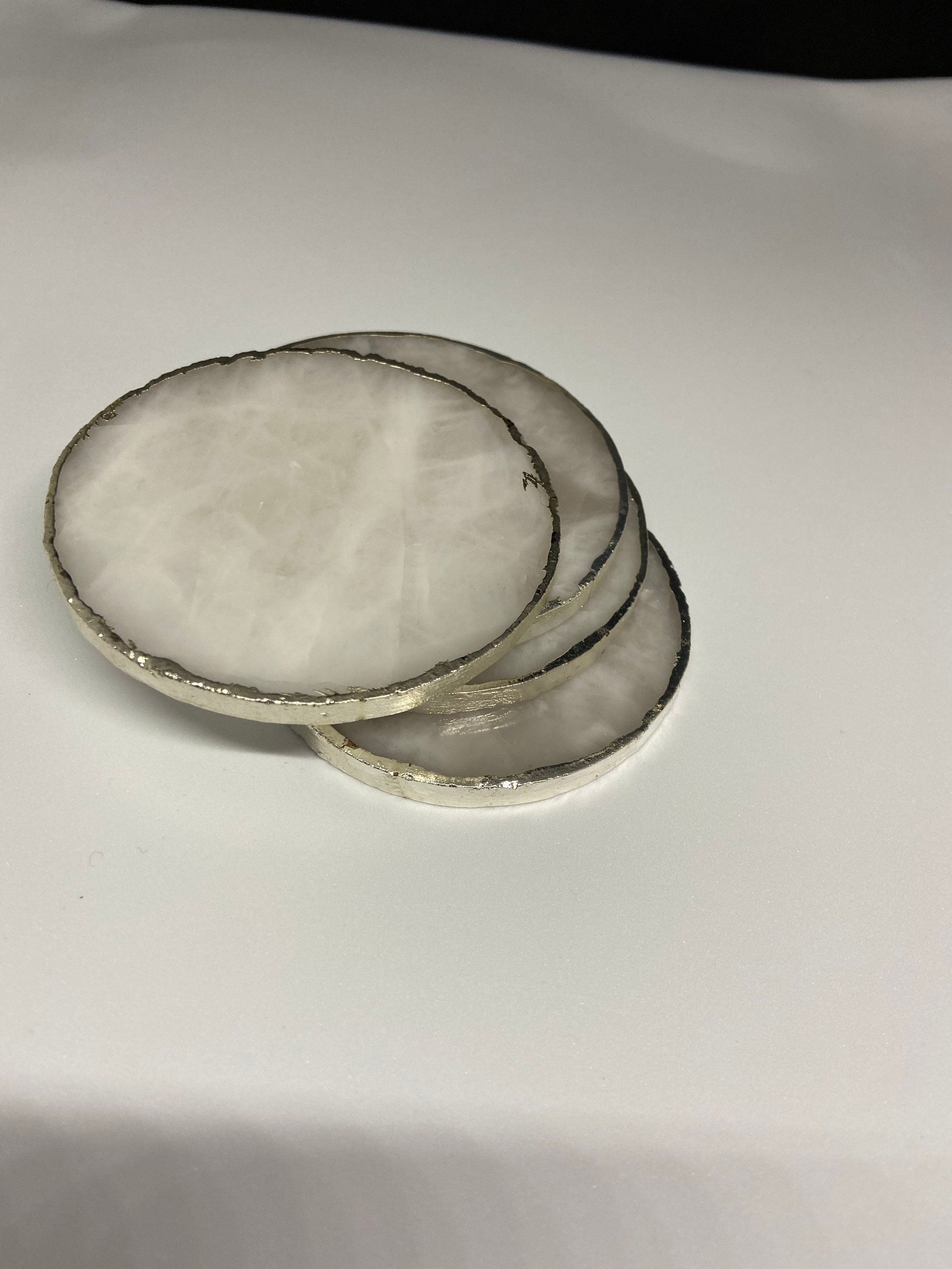 https://i.etsystatic.com/22650323/r/il/a1b8f1/3270439922/il_fullxfull.3270439922_lqvb.jpg