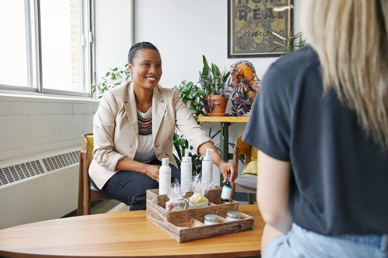   Soifiya Hassani , entrepreneure, maman et fondatrice de  Soins Menea  