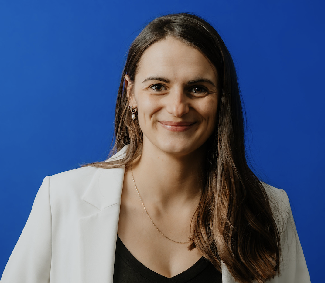  Stéphanie Dusablon est actionnaire majoritaire chez Acolyte, une agence basée à Trois-Rivières. Elle mise sur la collaboration pour préparer la relève.  