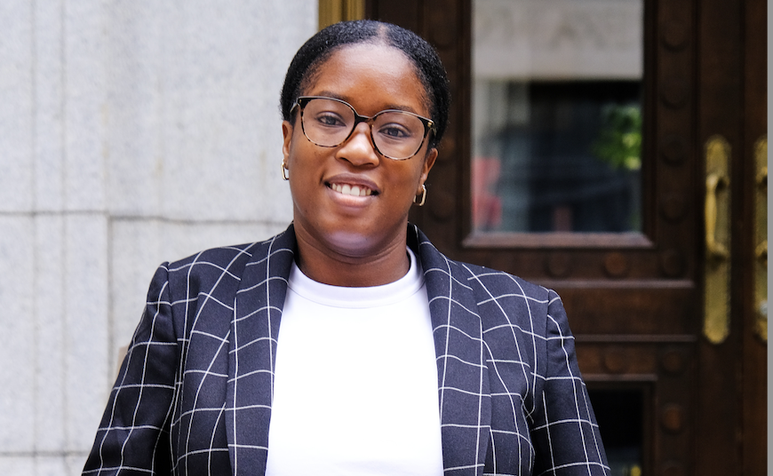  Larisa Lescage est consultante en développement organisationnel chez EY.  