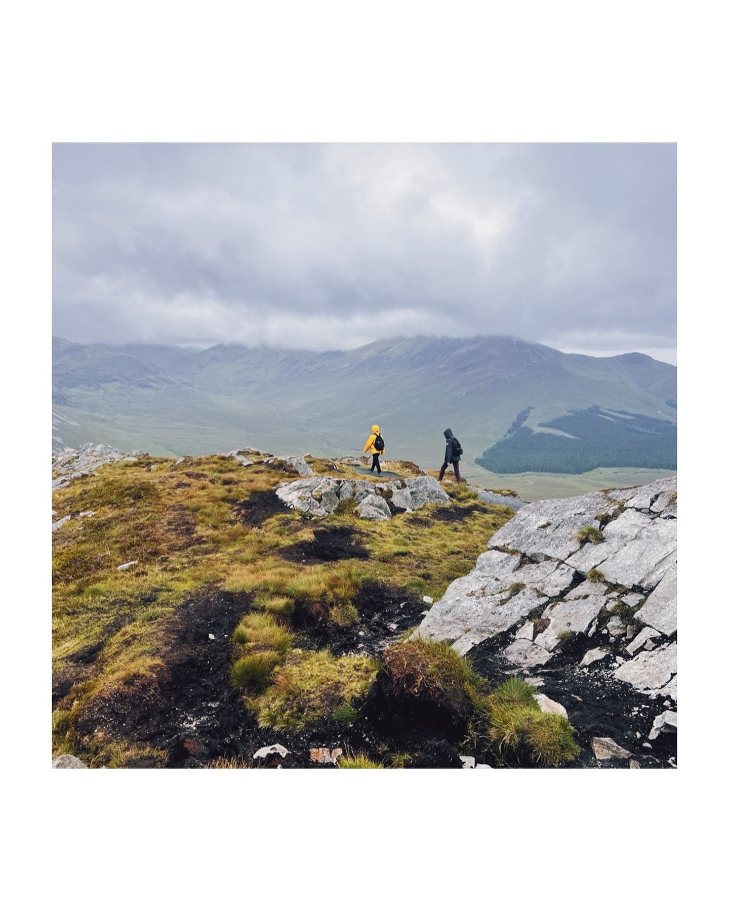 Some simple moments from the past year or so&hellip;

1. Hiking in Connemara, Ireland🍀
2. Fall market in New Hampshire🍎
3. I want to buy this house when I&rsquo;m a grown up🏠
4. Oatmeal in the Rocky Mountains🏔️
5. Northern lights @furuhostel in L