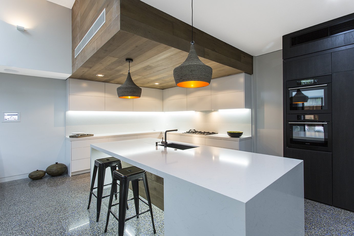2B5A4093-r.jpg