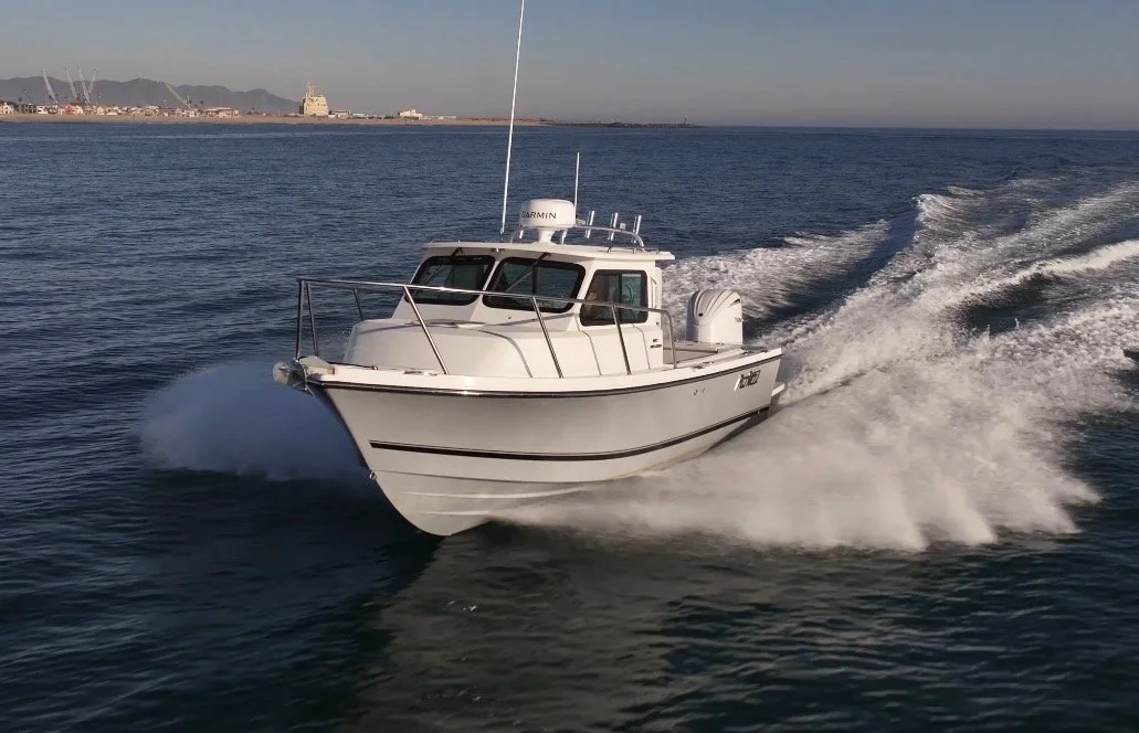 Parker 227 Explorer running around the Channel Islands.