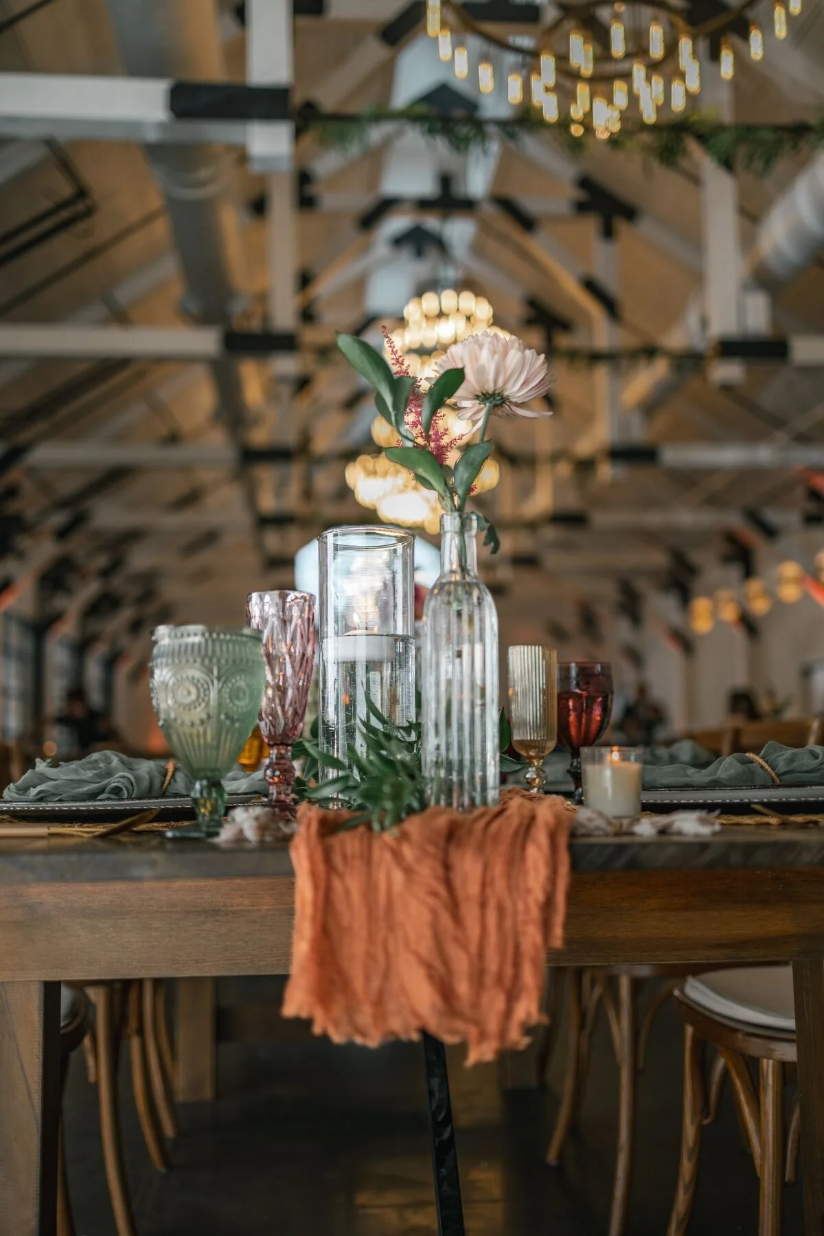 Floral centerpiece at a Greek Peak wedding reception