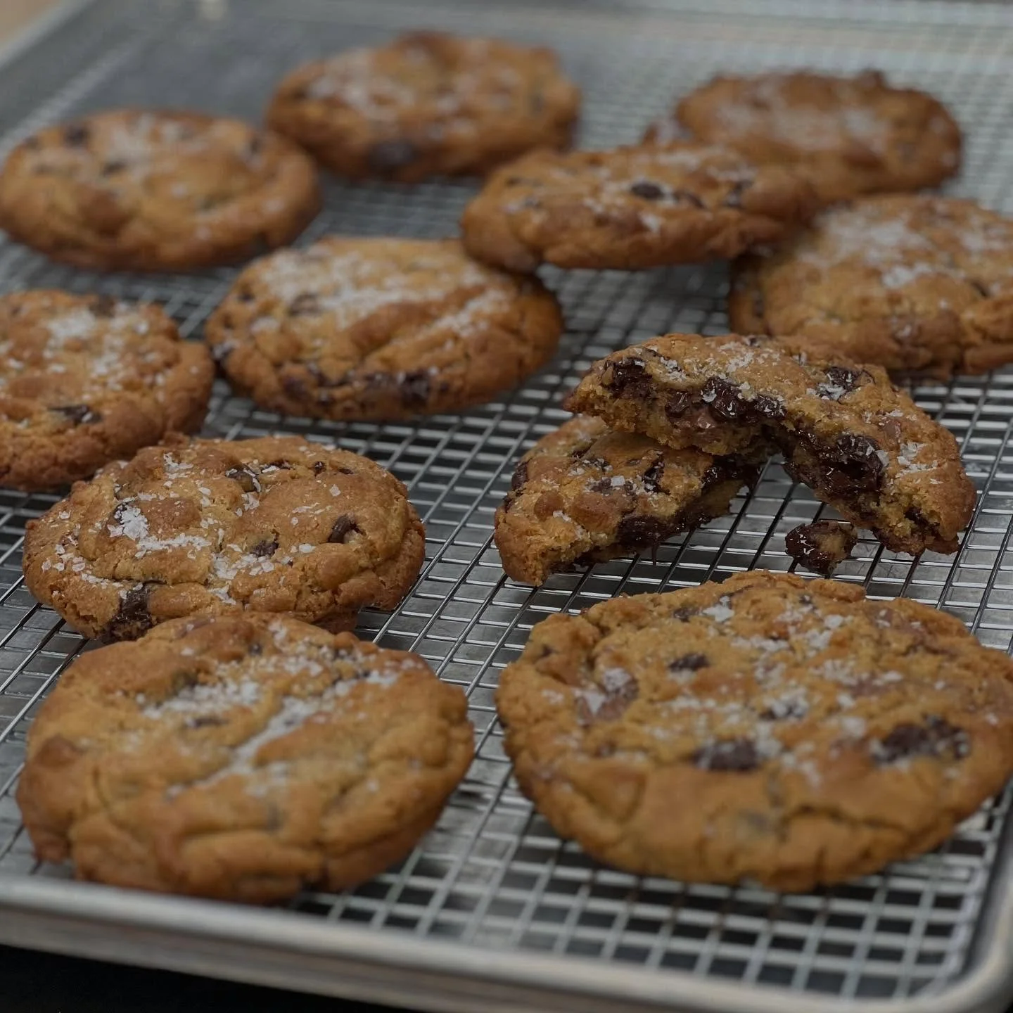 Oh hey good lookin&rsquo; 😍 Have you tried our signature triple chocolate chip cookies yet? 🍪

A staple on our menu every weekend since we&rsquo;ve opened, we&rsquo;d like to finally share what makes this cookie so special:

🧈Browned local butter 