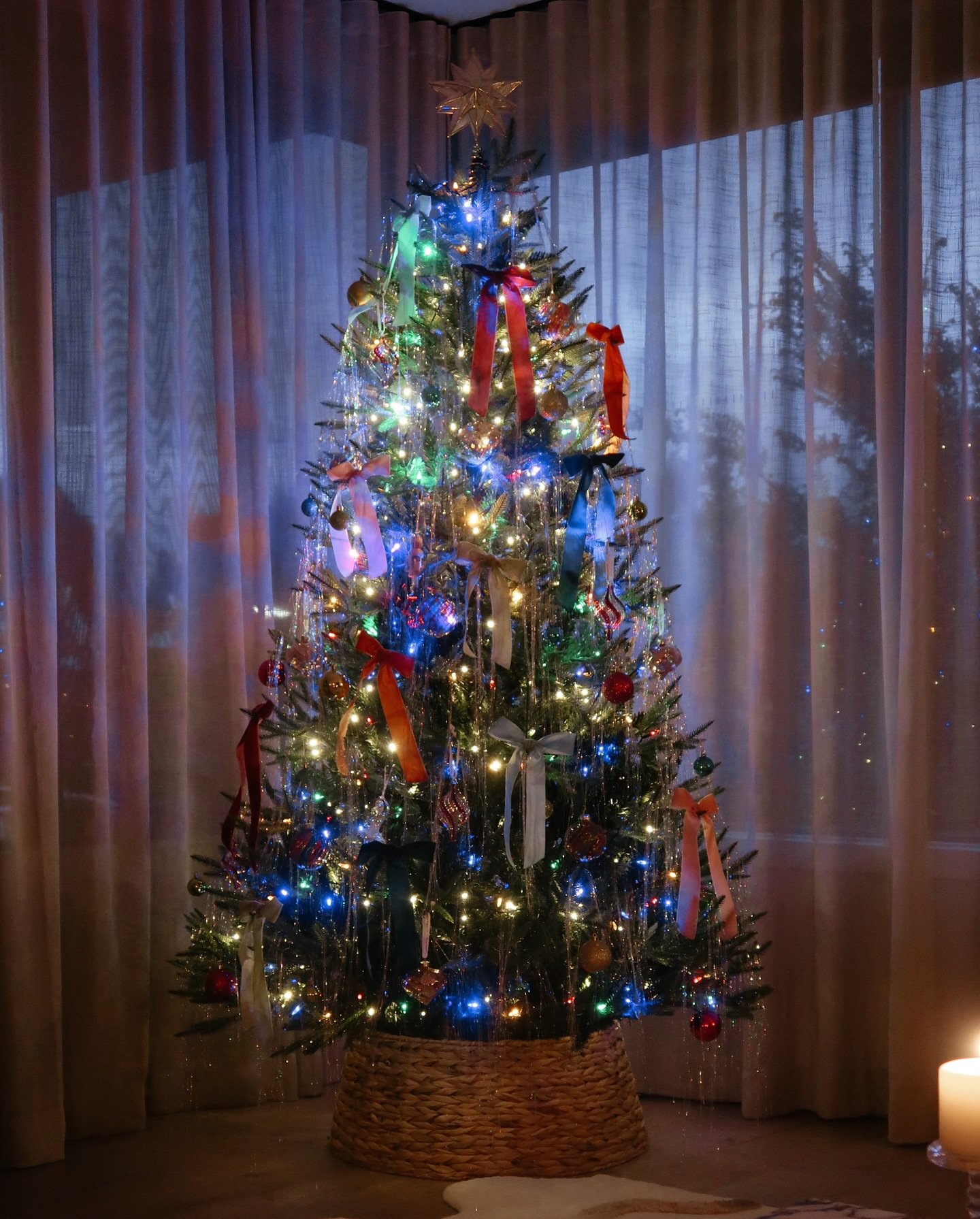 Happy first of December everyone 🎄✨

#christmas #christmastree #december2024 
#christmastreedecor #christmasdecor #christmas2024 #viralchristmastree #christmastree #homedecor #homeinspiration #homeinspo #christmasdecorations #christmastime #nostalgi