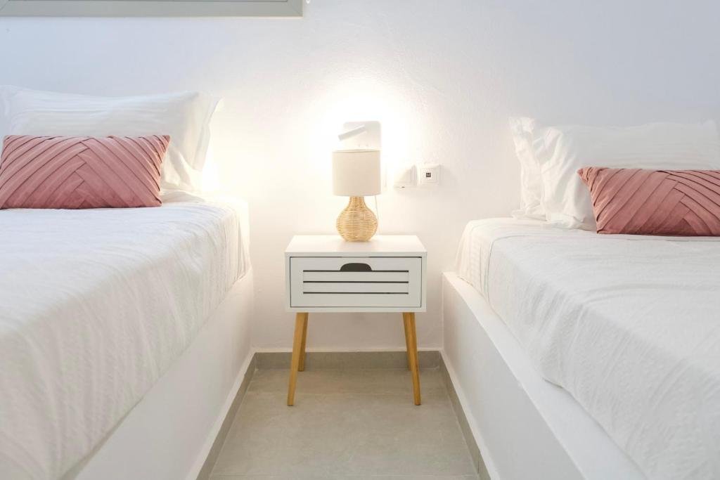 Margaritas Twin Share