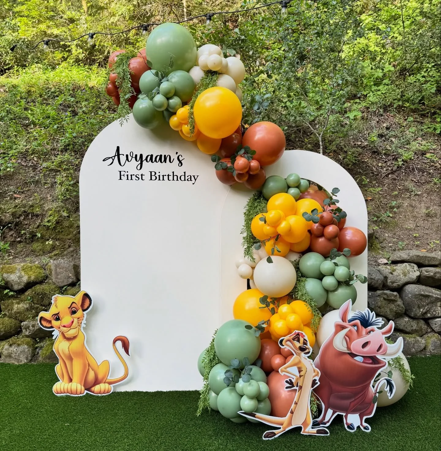 Avyaan&rsquo;s 1st Birthday&hellip;Lion King themed 🦁🌿

A sweet little set up and a custom sign to welcome the guests 🤎

#balloons #balloondecor #1stbirthdayballoons #balloonstylist #balloonideas