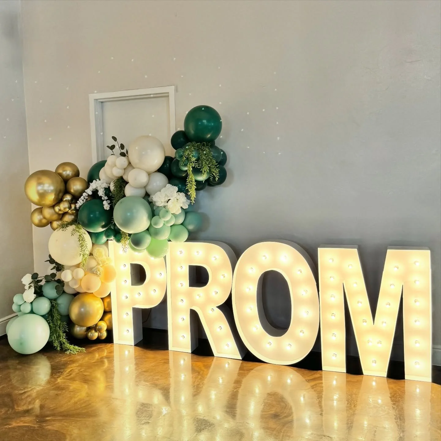 Prom 26&rsquo; for @pioneermustangs! 

#prom2026 #promballoons #promideas #balloonideas #balloonstylist