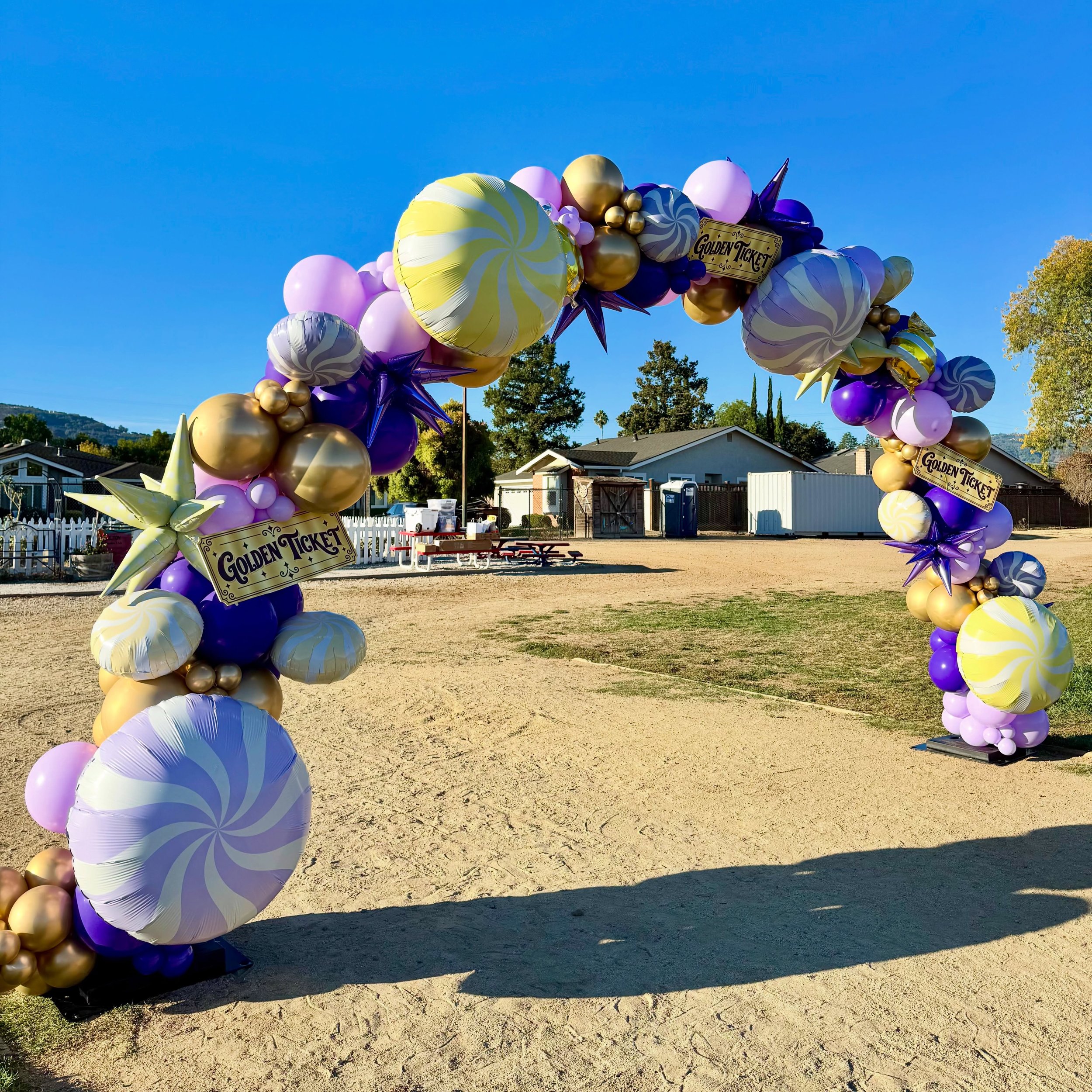 I had so much fun creating this giant balloon arch for Carlton Elementary&rsquo;s Wonka-thon! 

Nothing better than getting to create something extra special for our school community. 💜✨

#WonkaThon #CHSC #BalloonArch #WillyWonka #InflatedCreationsB
