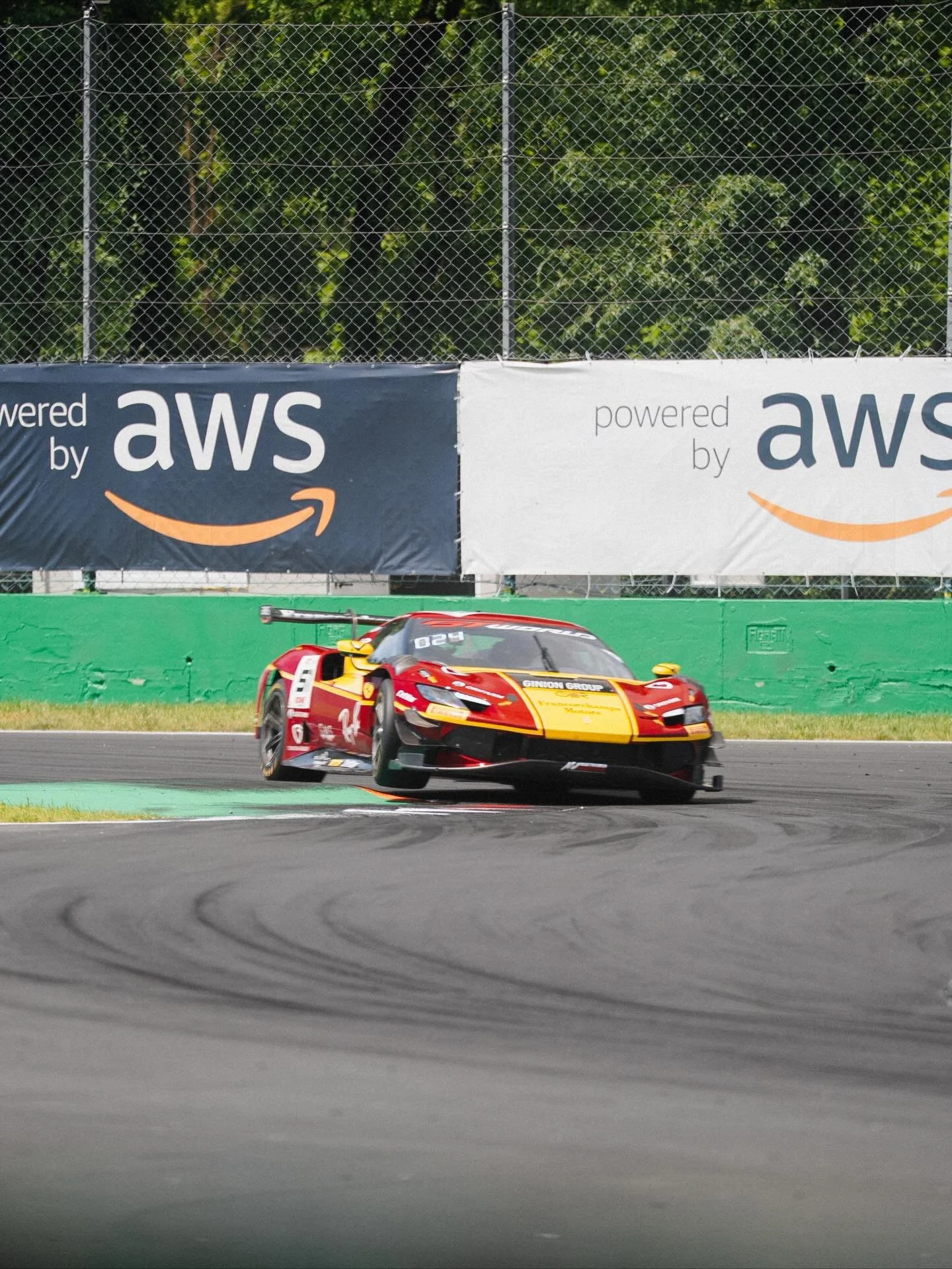 Monza. Where speed becomes pure emotion.
Every lap a statement, every image a reminder of why this circuit remains one of the most iconic in our season.

#FrancorchampsMotors #Ferrari #FollowTheYellowStripe