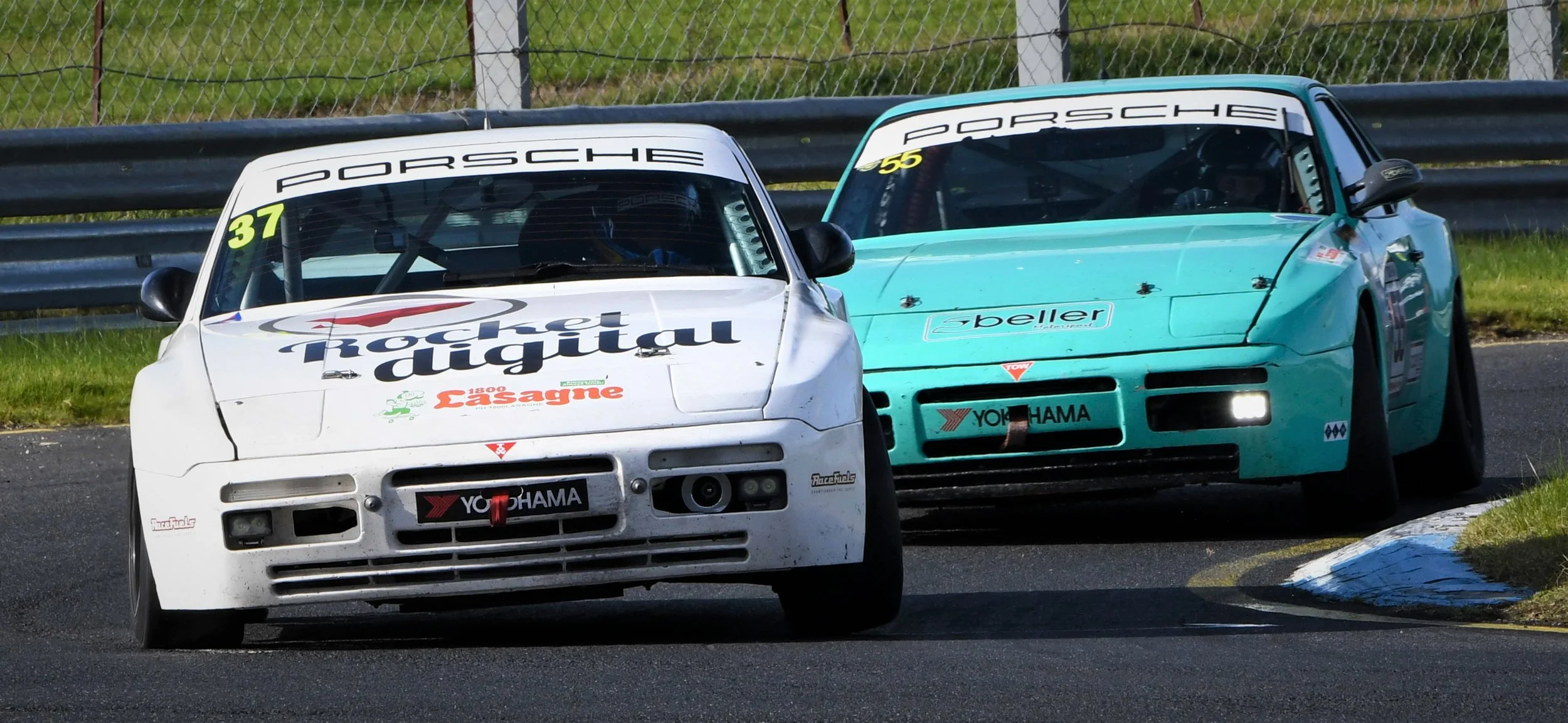 'CLW CLAIMS THE CHAMPAGNE' - LEWIS-WILLIAMS TAKES ROUND HONOURS AT SANDOWN